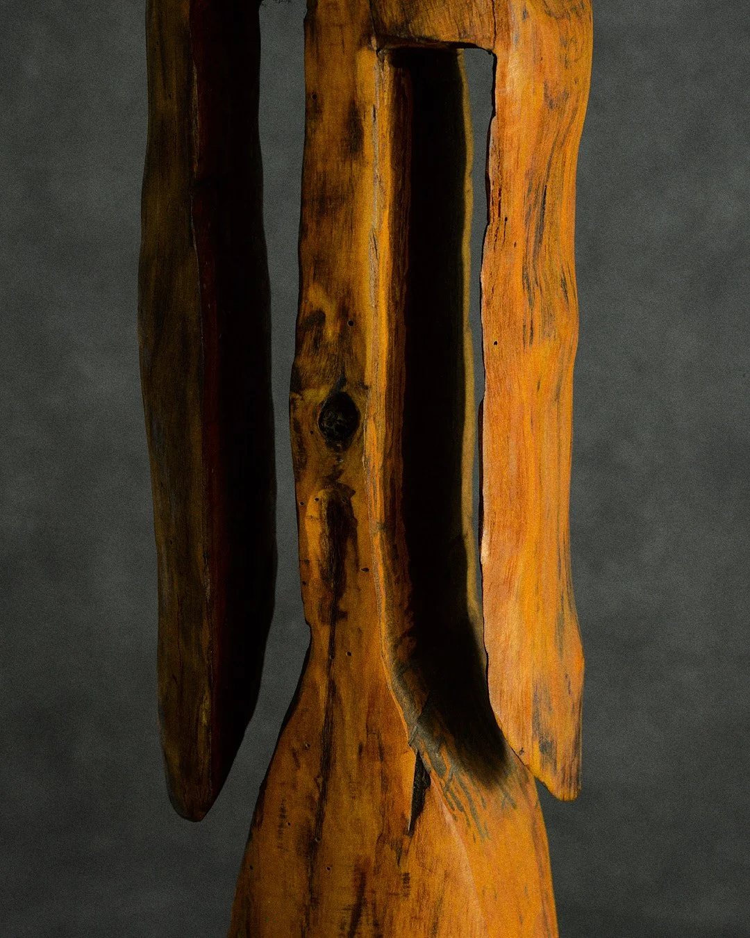 lifesize human-like sculpture in wood [€200]