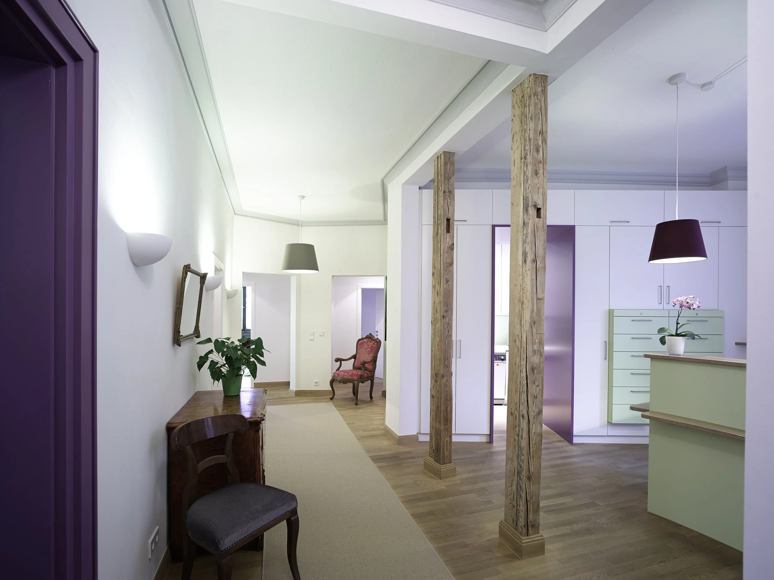 Vorher-Nachher... oder wie eine Arztpraxis mit besonderem Charme entstanden ist.