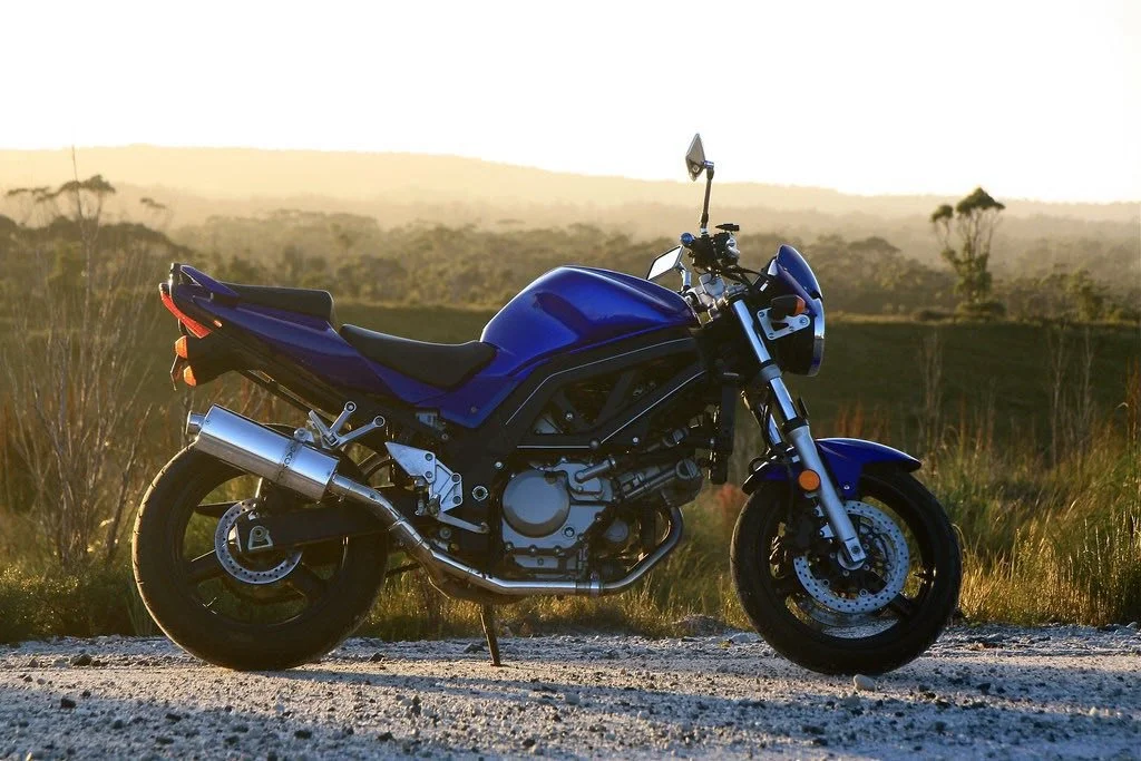 Suzuki SV650 at Balfour, 2014