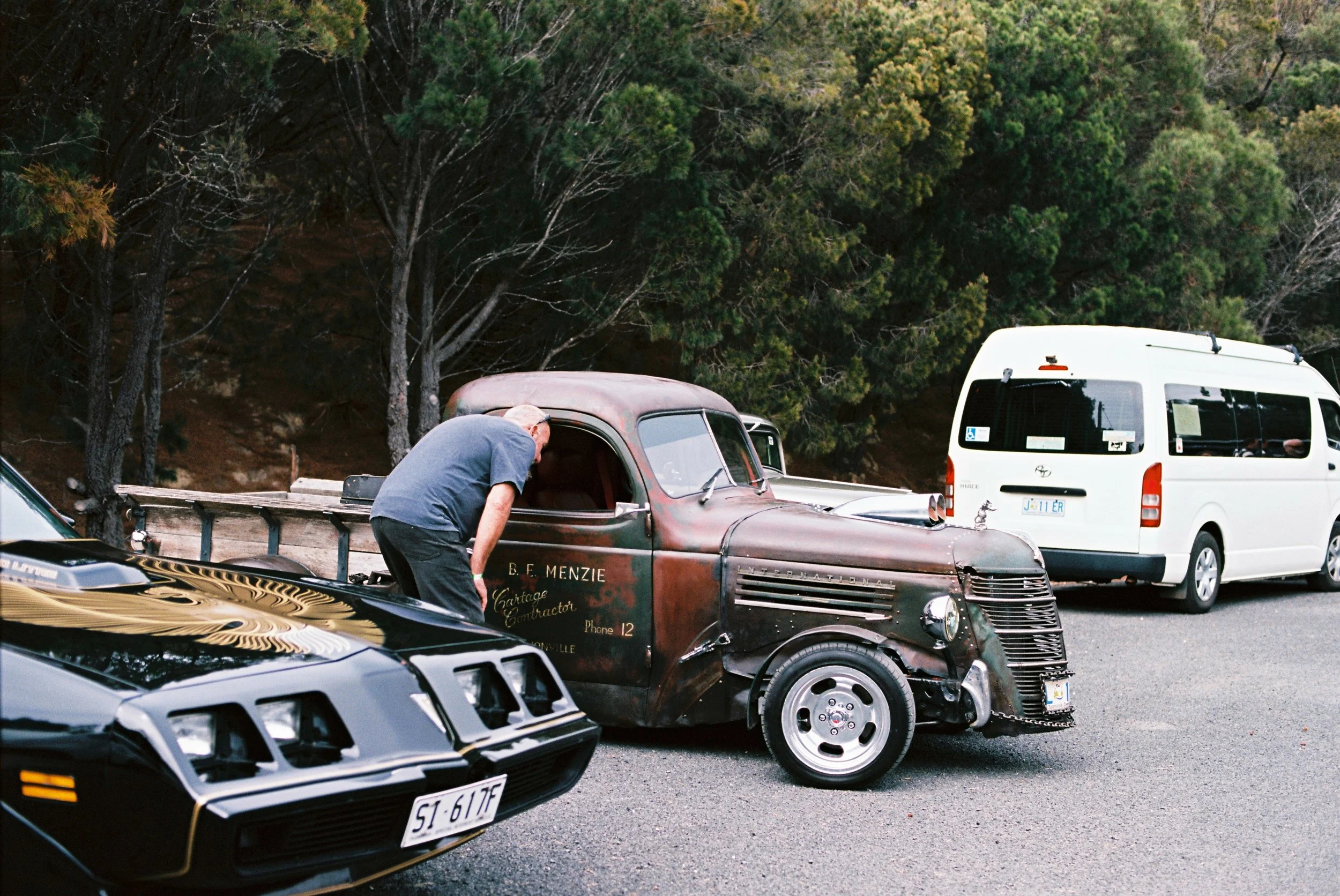 Looker - Ektar 100
