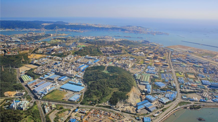 ZONES AS INDUSTRIAL POLICY: Lessons for U.S. policymakers from experiments in East Asia