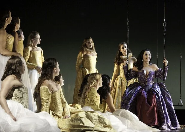 "Les Huguenots" 
Kiel Opera, 2016
Director: Lukas Hemleb
Costumes: Falk Bauer
Photo: Olaf Struck 