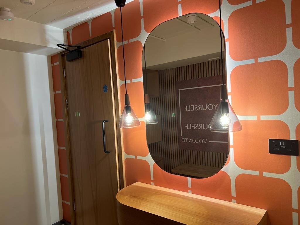 PHOTO-2022-04-19-17-03-57 (10).jpg