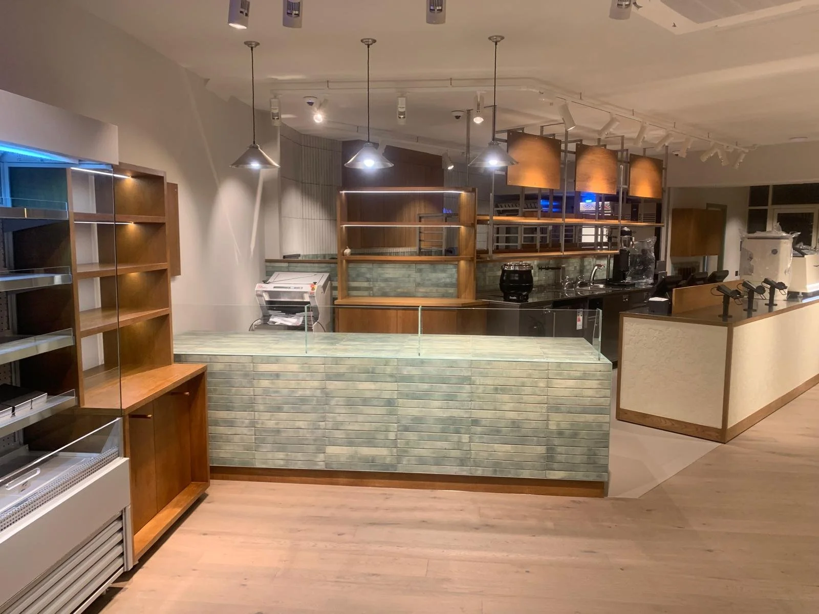 PHOTO-2024-11-18-06-48-08 (6).jpg