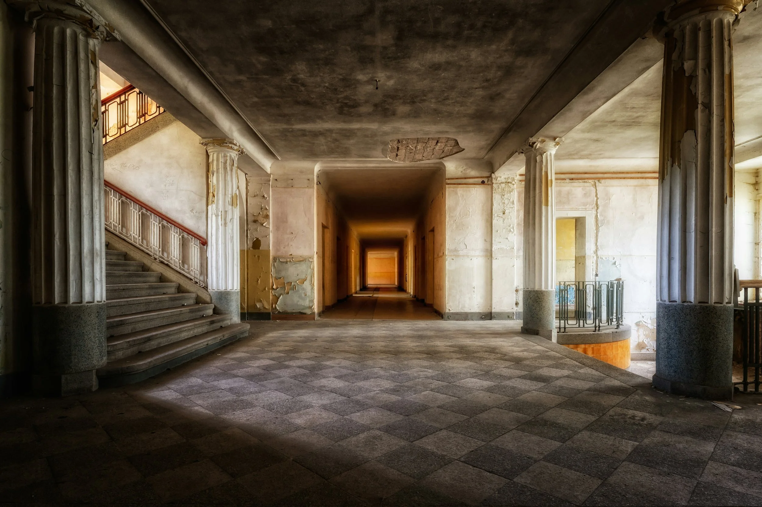 HOTEL ITALIA | A trans vampire feature by Hiram Harrington