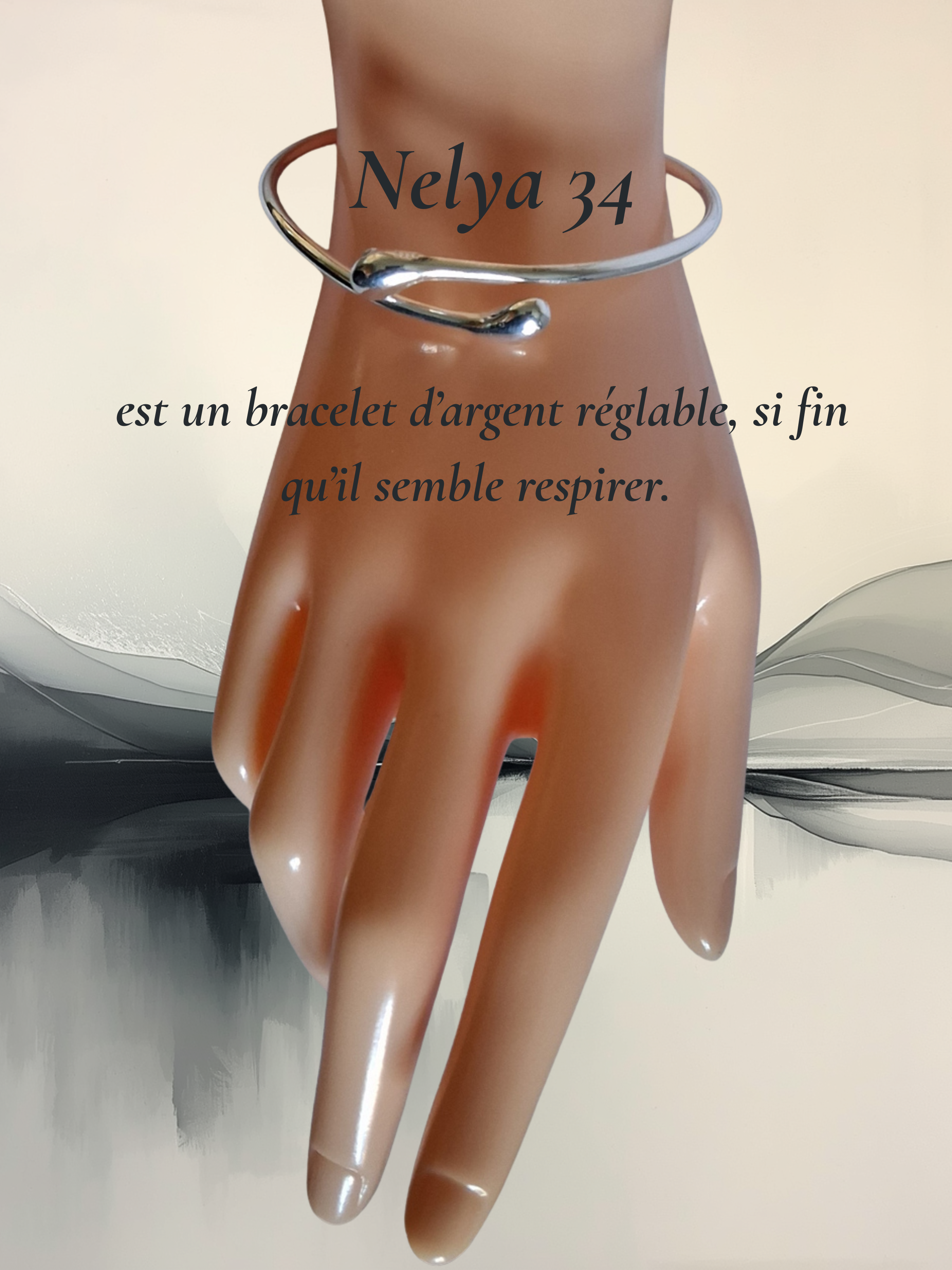 art34-Nelya 34 est un bracelet d’argent réglable, si fin qu’il semble respirer..png