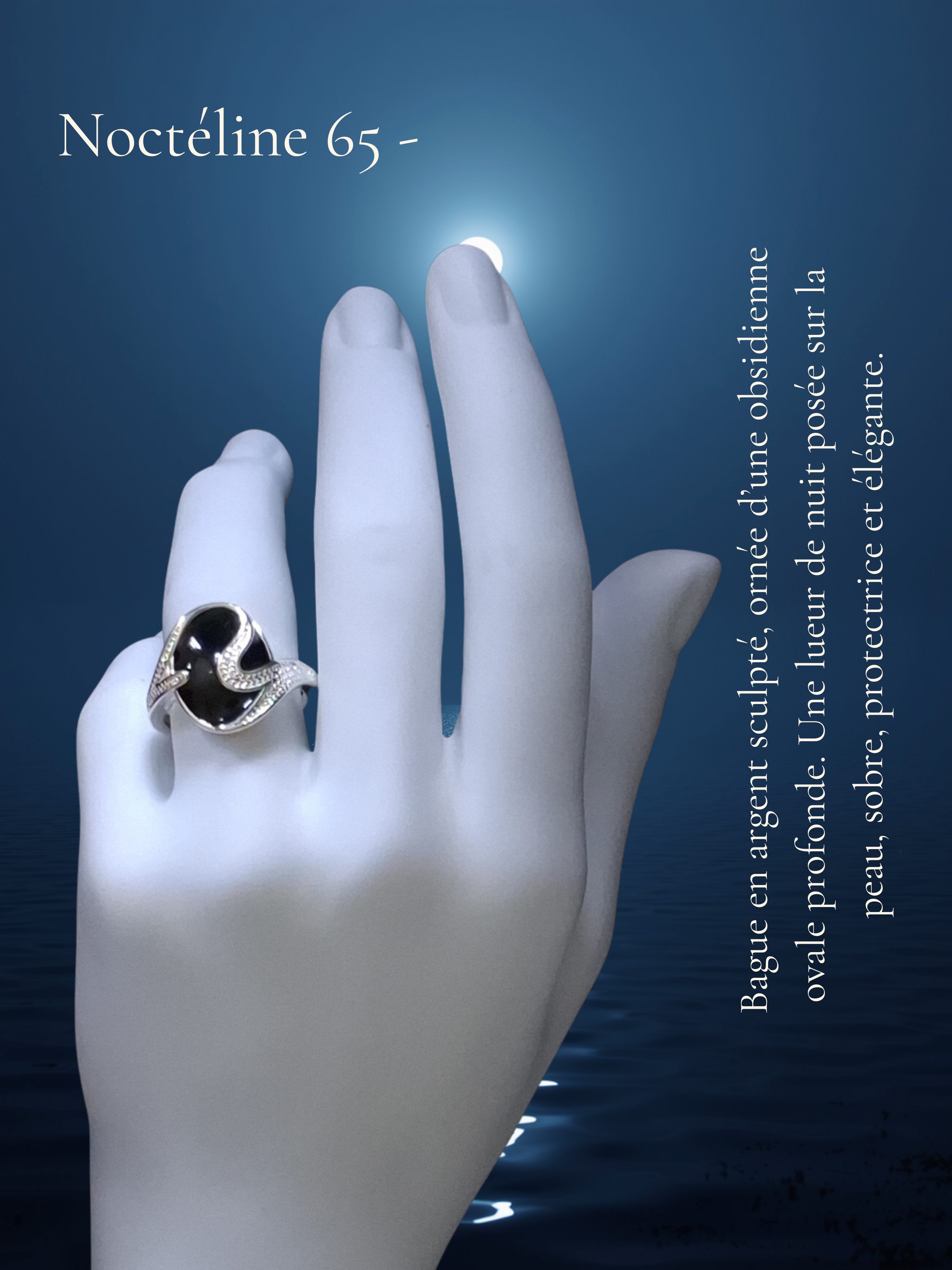 art65-Noctéline -65- Bague en argent sculpté, ornée d’une obsidienne ovale profonde. Une lueur de nuit posée sur la peau, sobre, protectrice et élégante..png