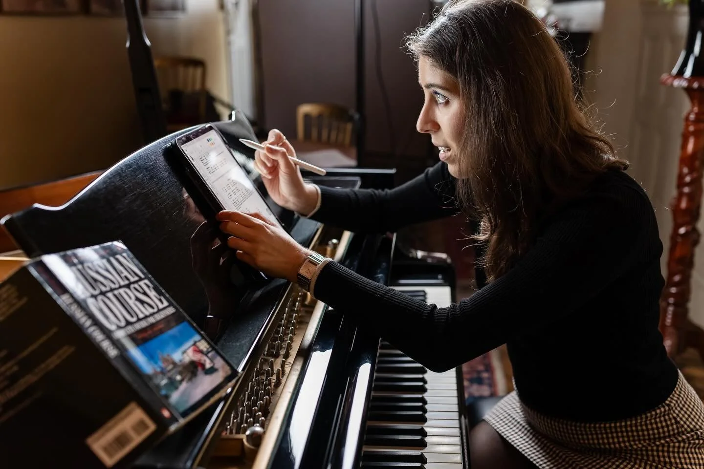 🎶I continue to grow my client base and my practice. 
This is a list of the companies and organizations I worked with in the last two and a half years: BBC NCW, London Philharmonic Choir, Grange Park Opera , Royal Welsh College of Music and Drama, I 