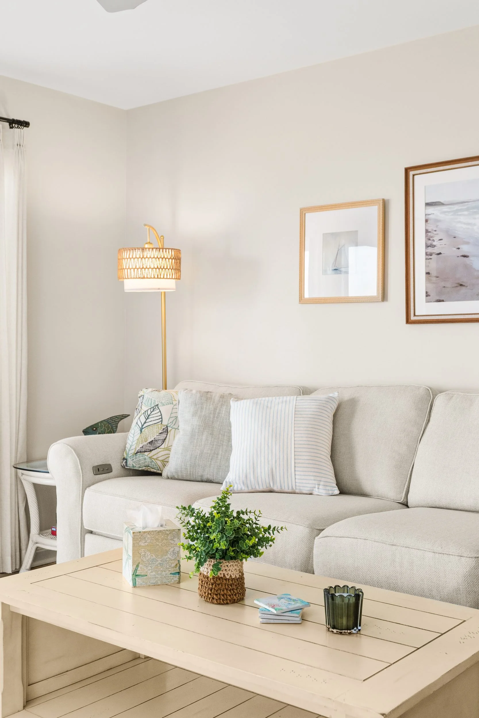 living_room_2.jpg