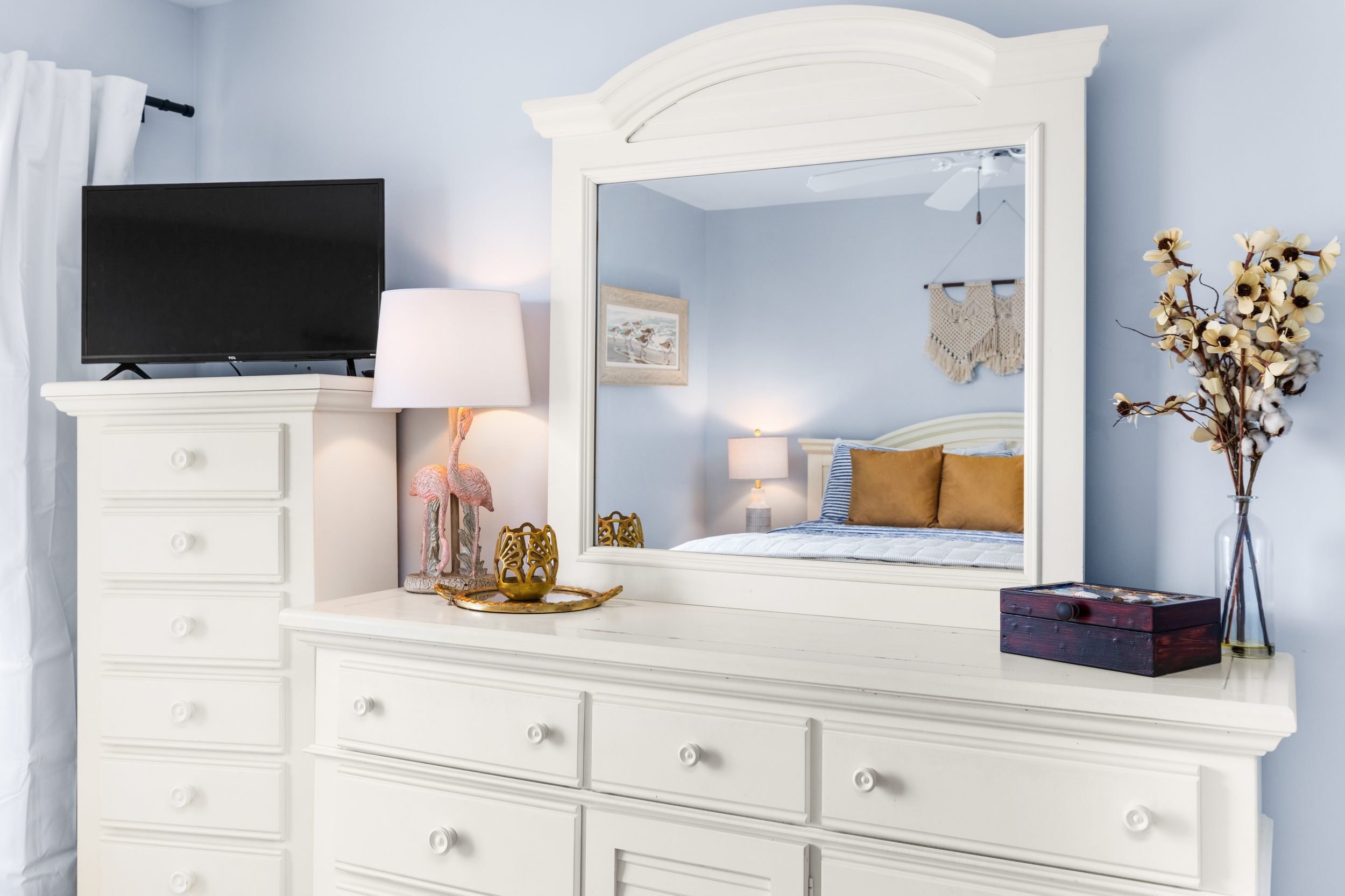 master_bedroom_2.jpg