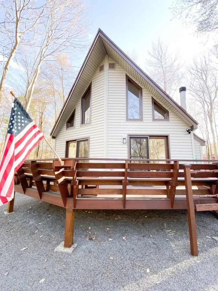 cozy-exterior-chalet.jpg