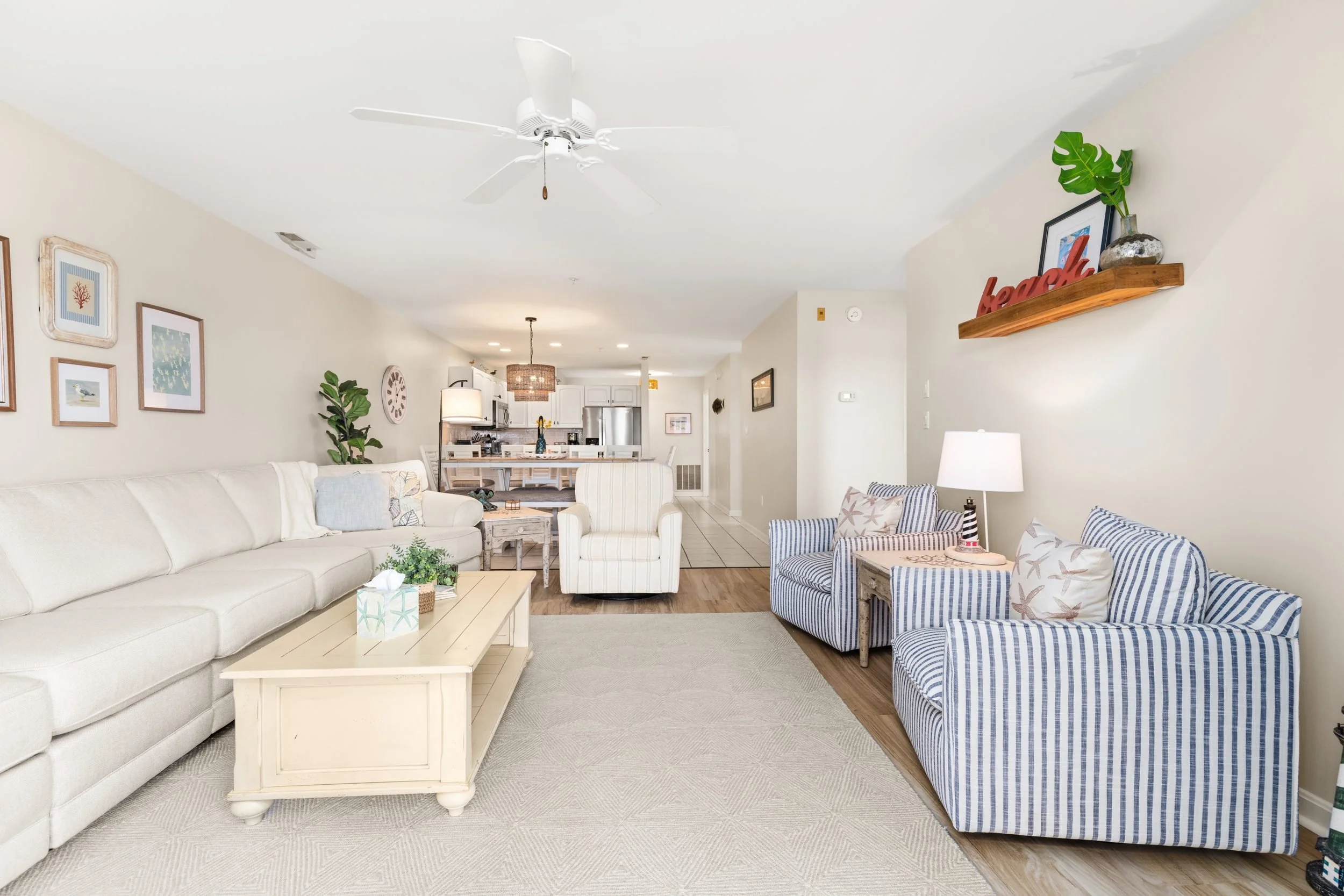 living_room_4.jpg