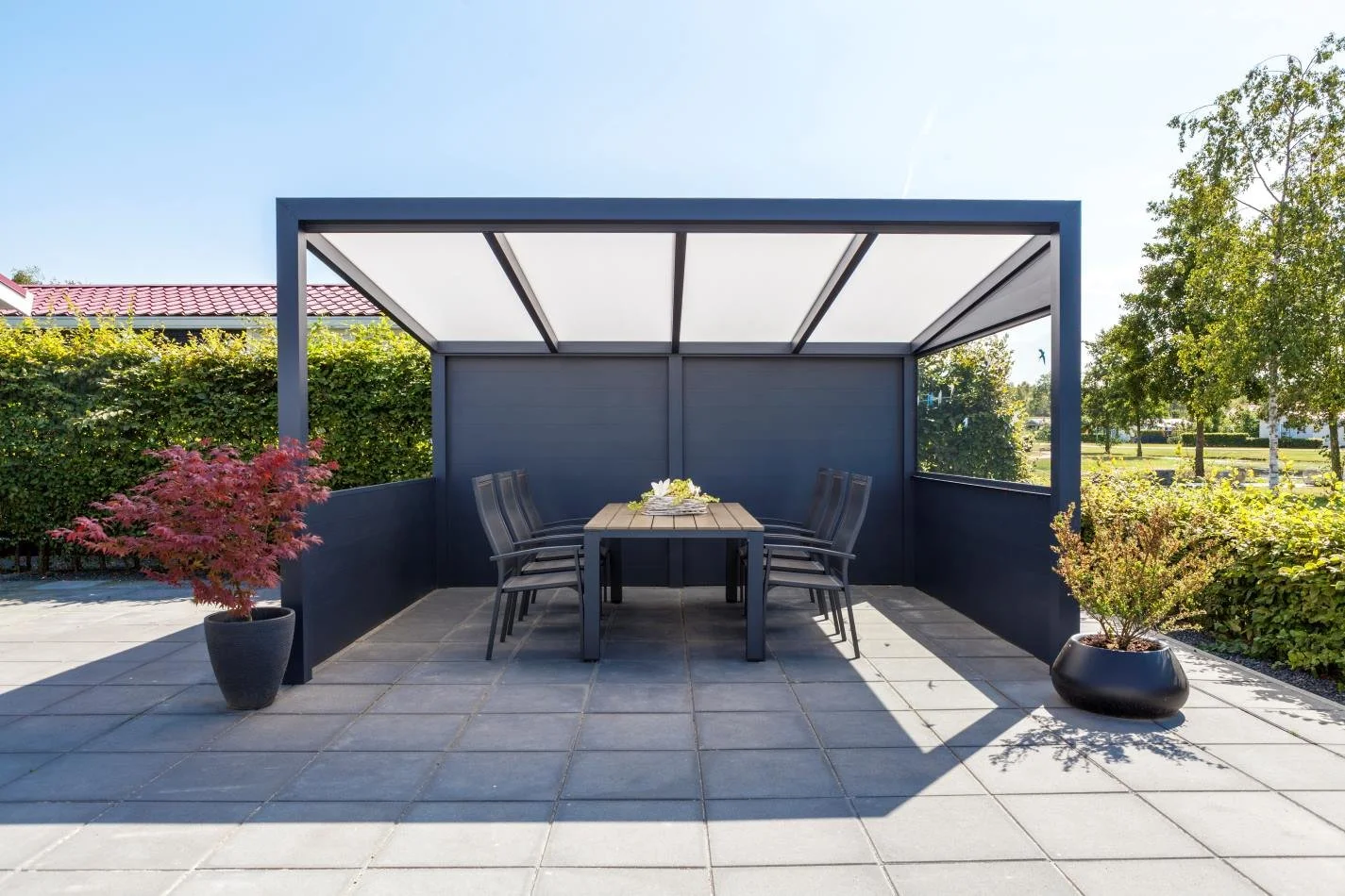 Freestanding Garden Pergola