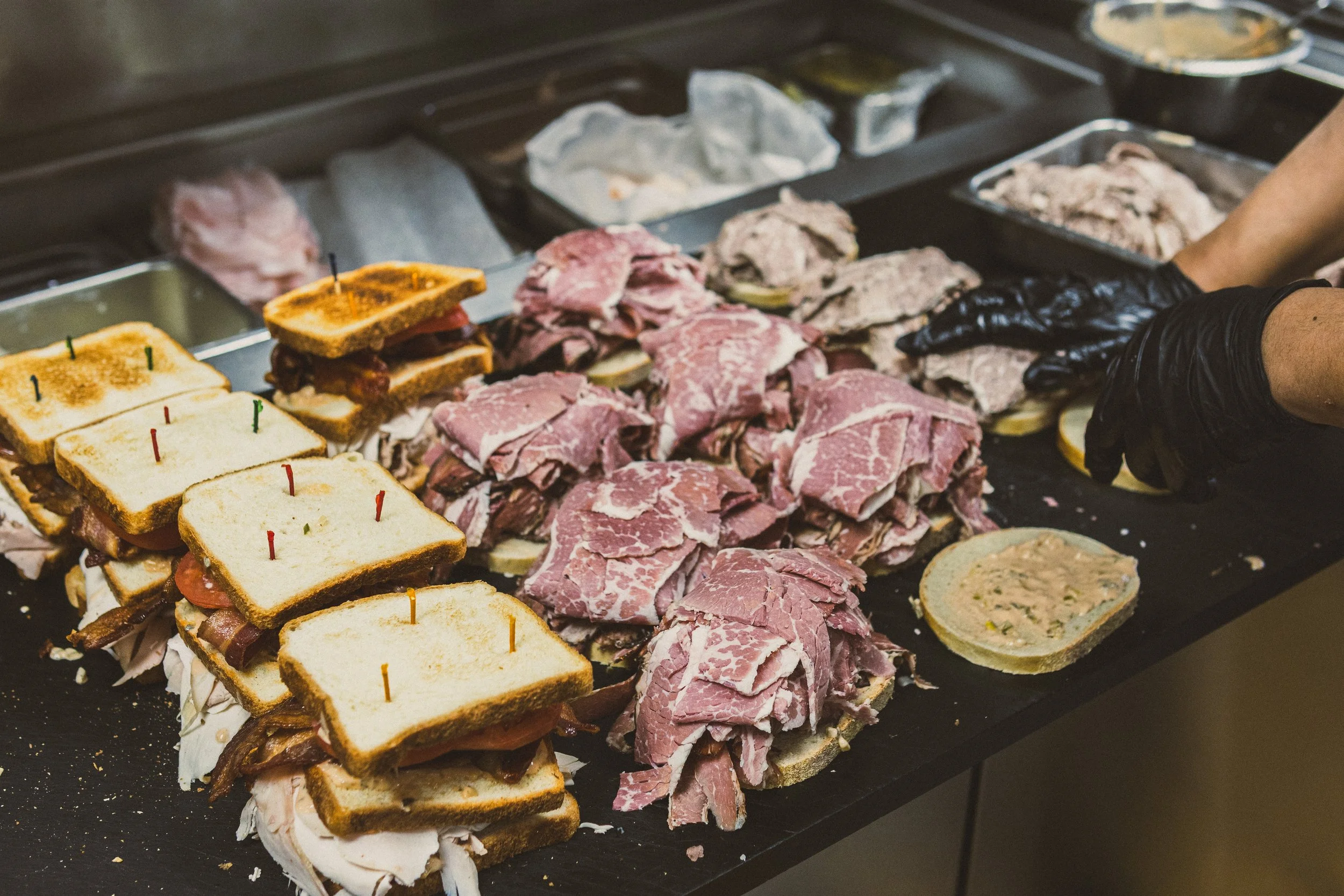 Hobby's Delicatessen & Restaurant