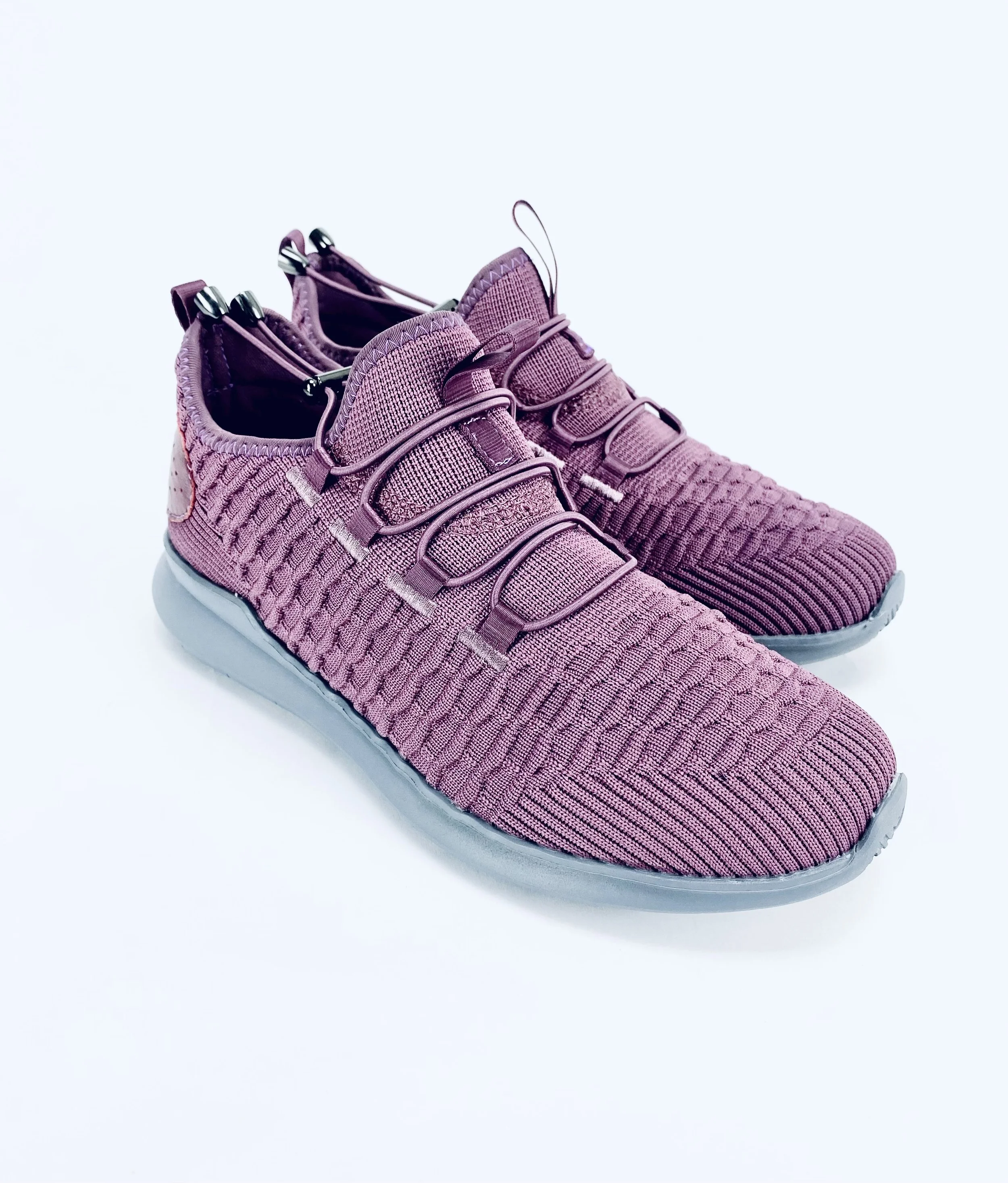 ProPet TravelBound Womens Sneakers - Size 6W (D)