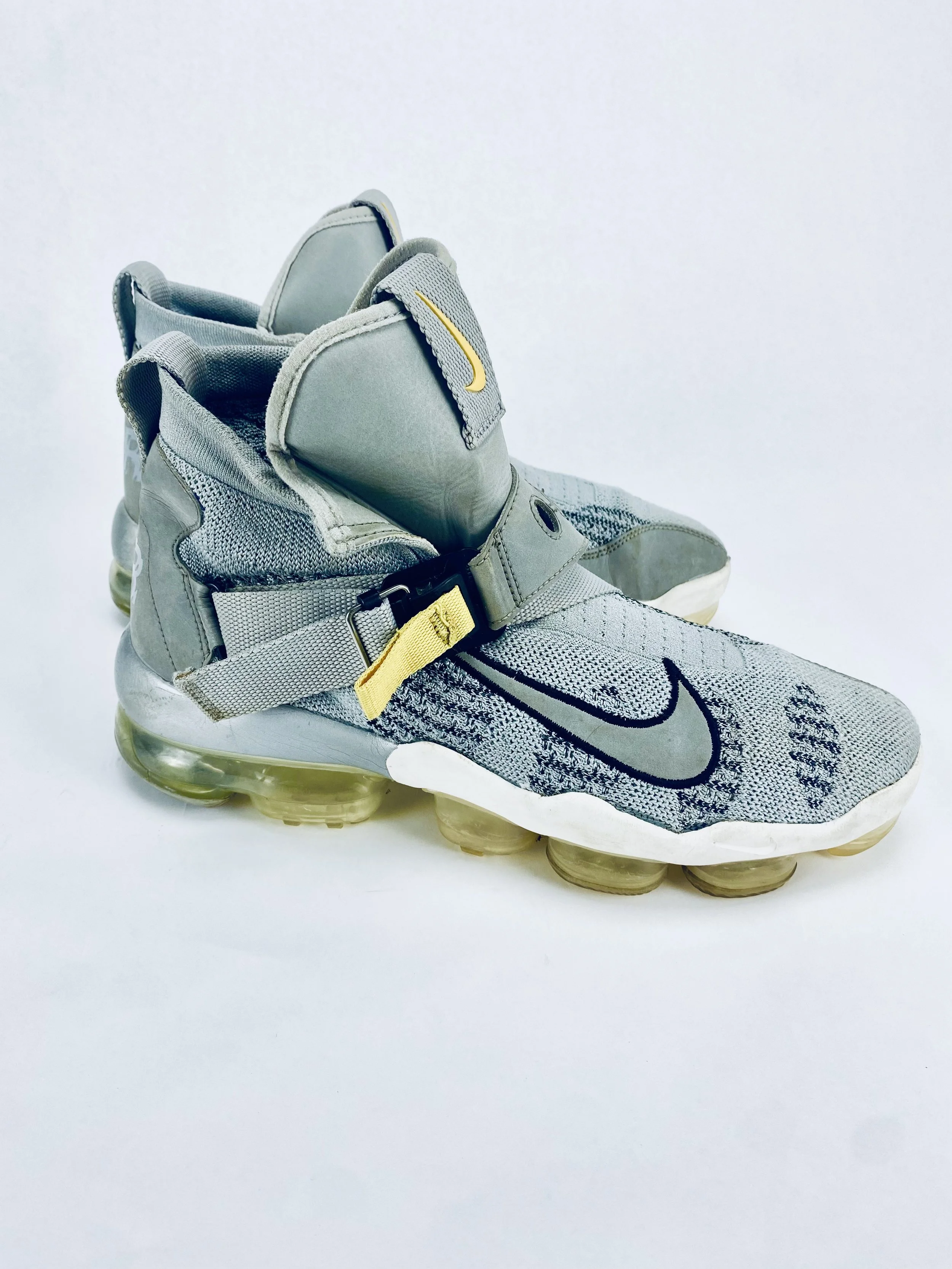 Nike Air VaporMax Premier Flyknit in the 'Wolf Grey' - Size 10.5