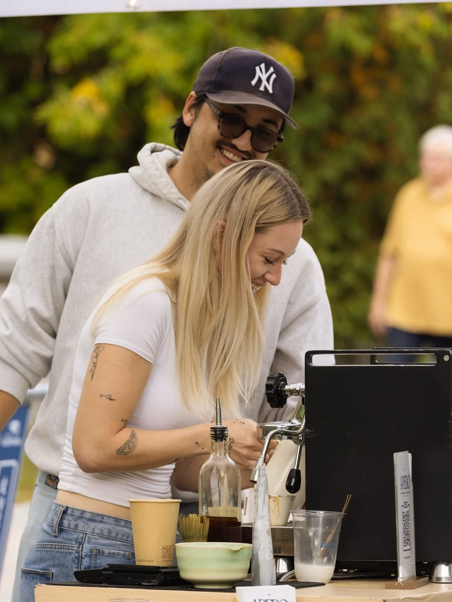 Merci Aylmer &mdash; you showed up big this weekend.
Un &eacute;norme merci &agrave; notre communaut&eacute; qui a rempli Oktoberfest de vibes et de caf&eacute;.
So grateful d&rsquo;avoir pu partager nos lattes, notre musique et votre &eacute;nergie.