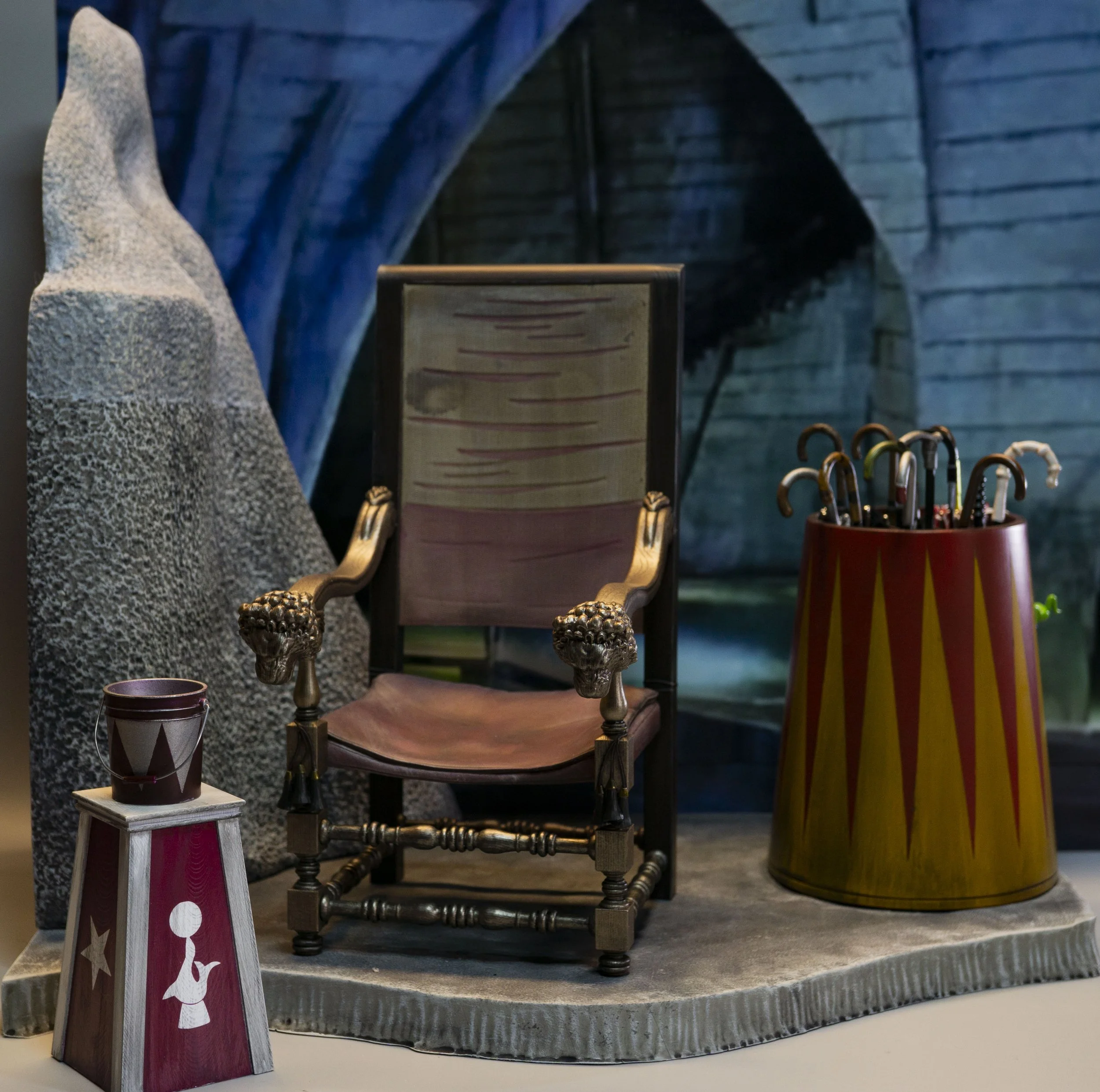 JazzInc Dioramas 1992 Batman Returns: The Penguin 1/6 diorama and accessories