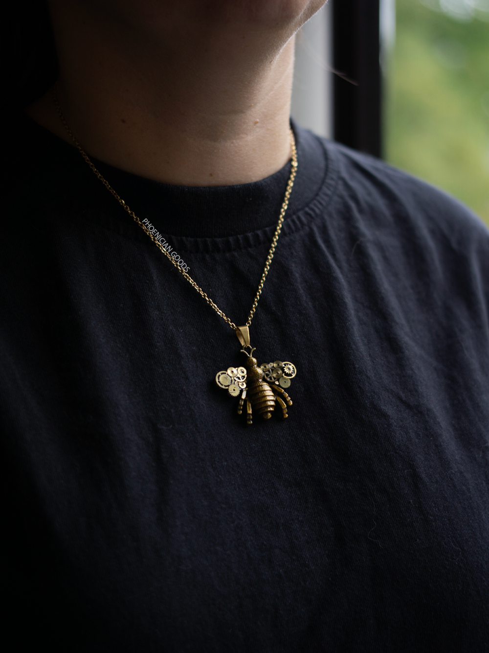 gold-bee-05 - Copy.png