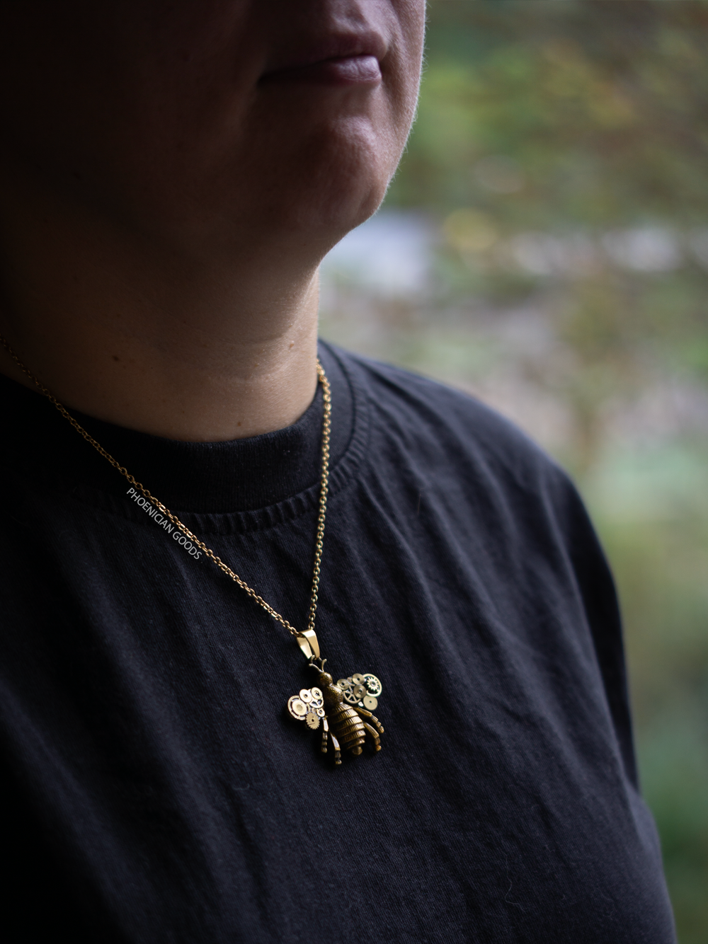 gold-bee-04.png