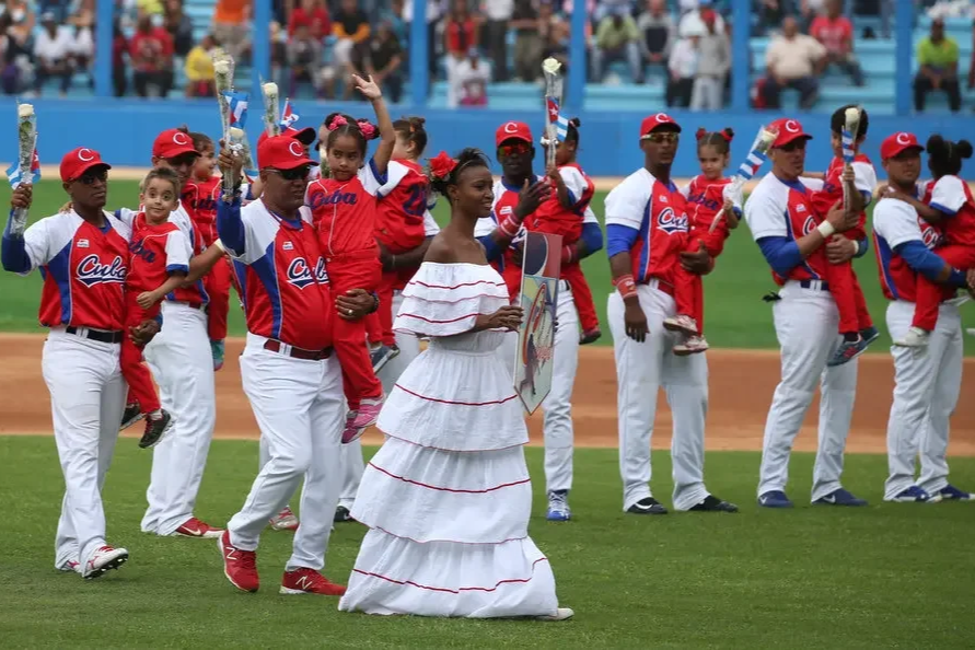 Havana's Green Diamond Truce: The Rays and a New Dawn