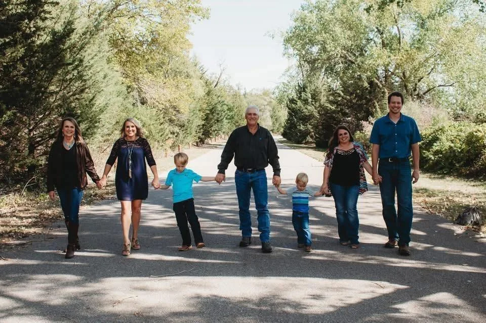 Matching vs. Coordinating Outfits: What’s the Difference and Why It Matters