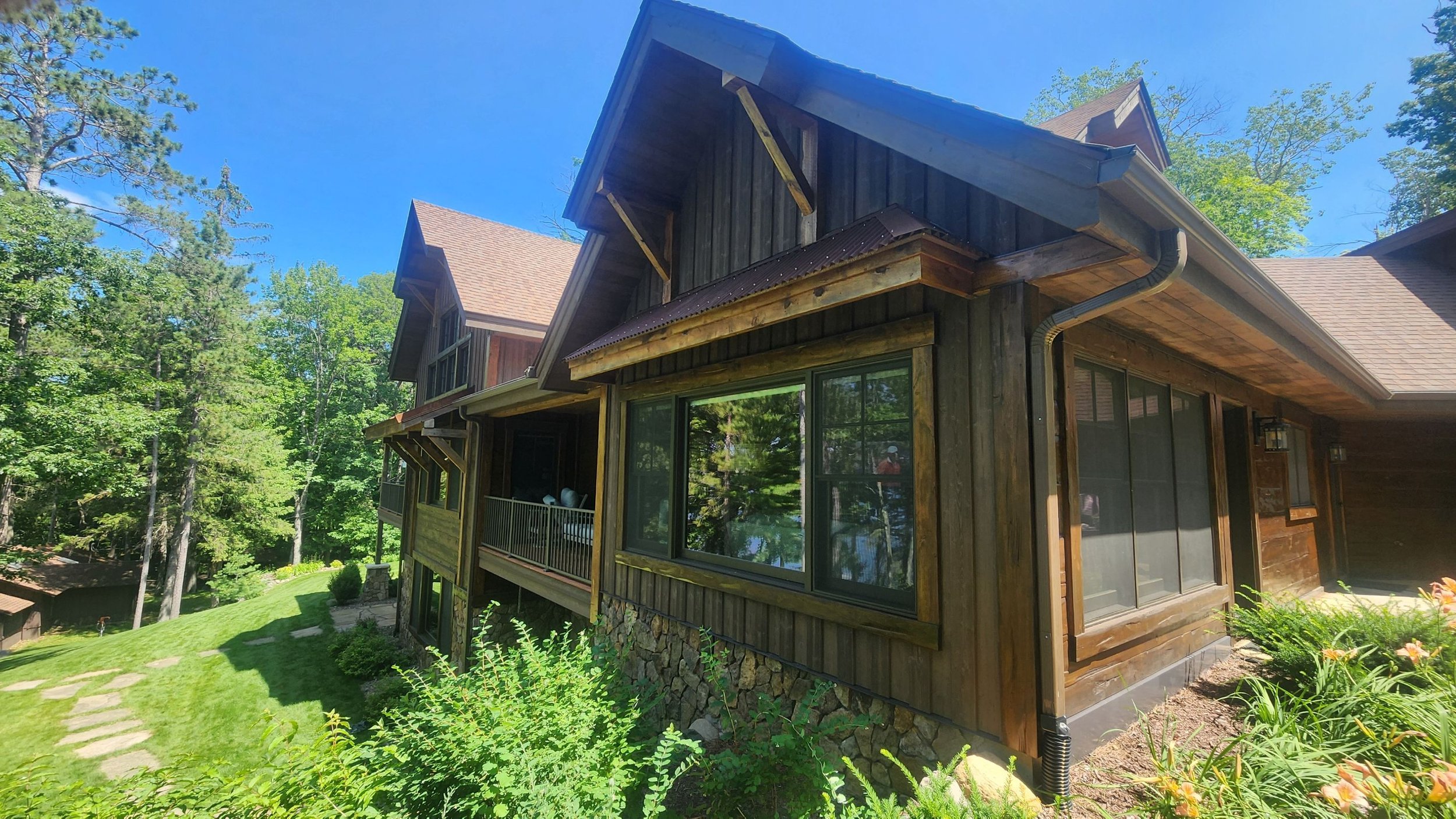 Stained lakehome in Hayward Wisconsin using multiple sheen levels