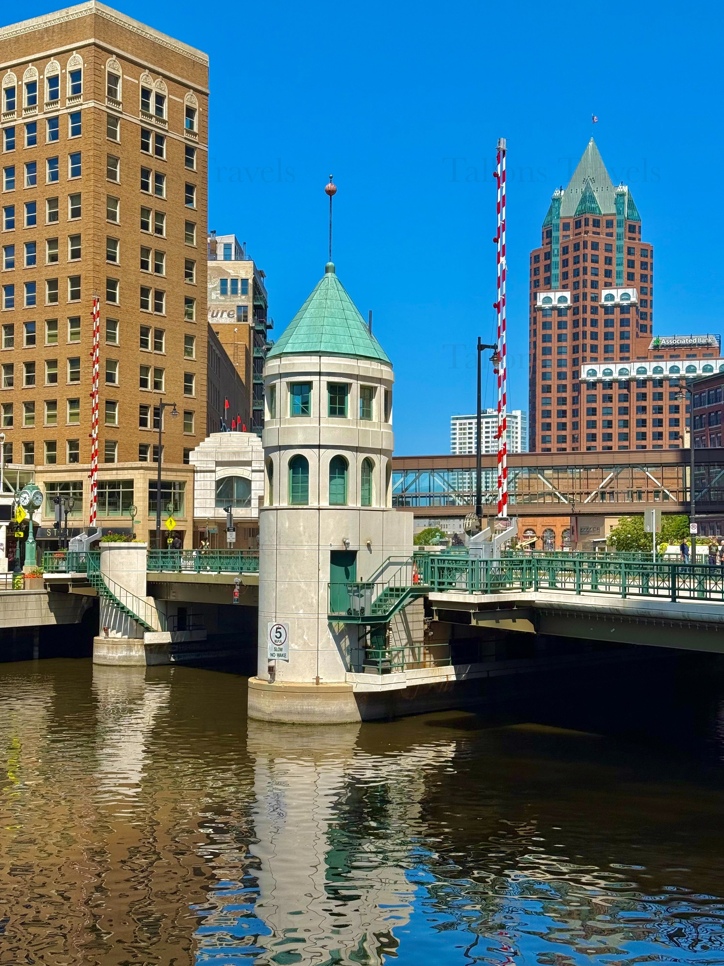 eZy Watermark_23-01-2026_10-41-14-7390PM.jpg