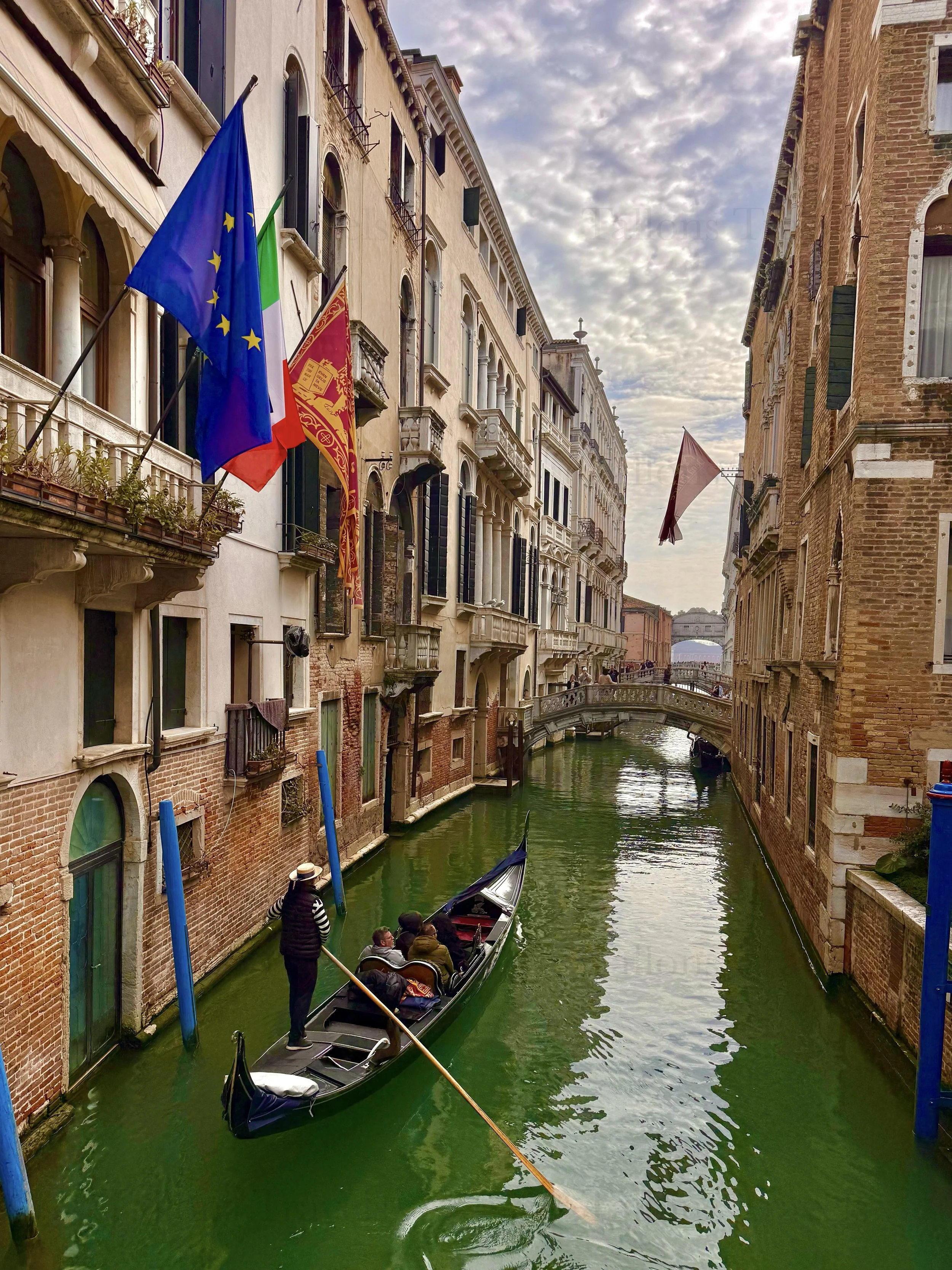 eZy Watermark_04-03-2026_06-23-21-6640PM.jpg