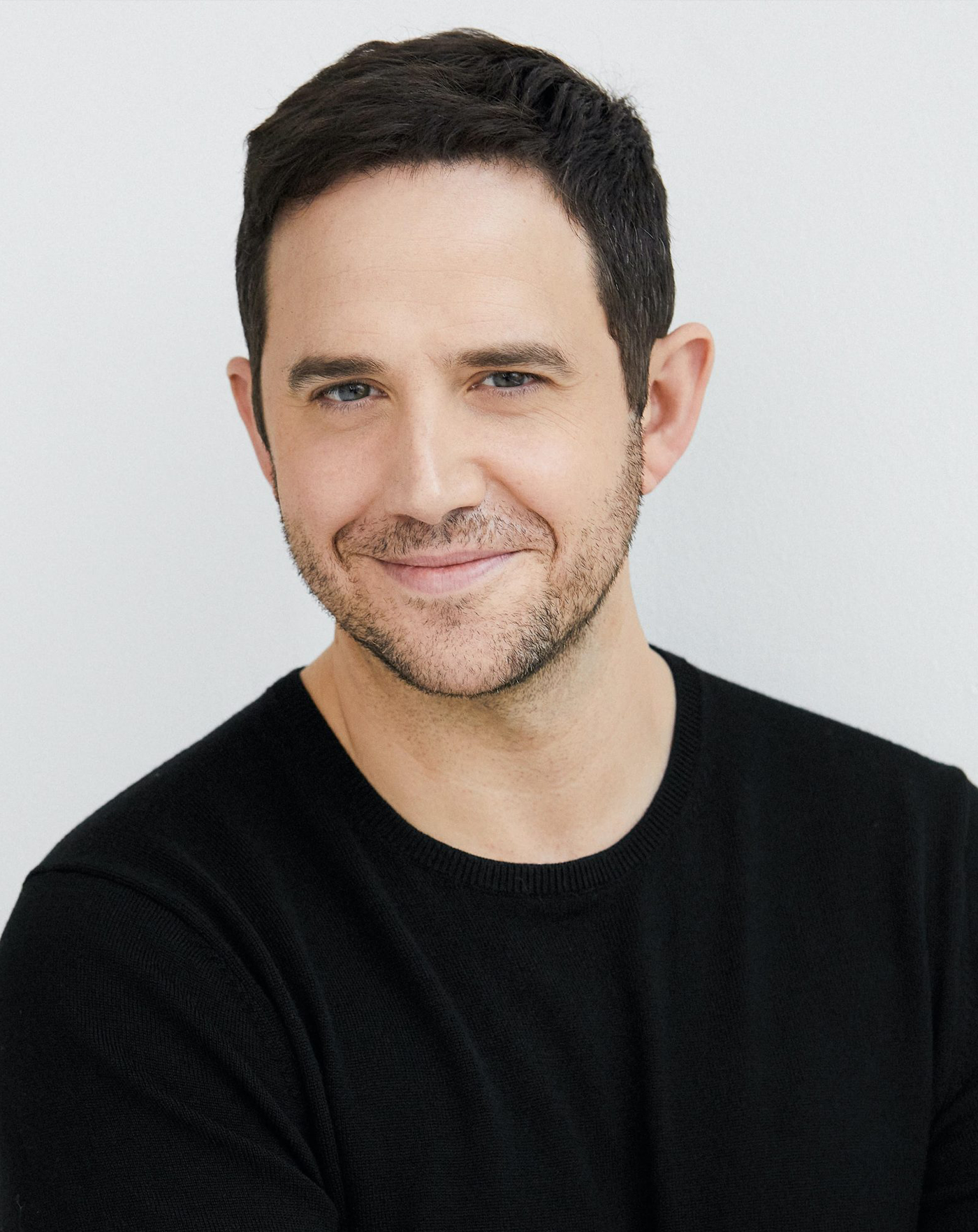 Santino Fontana as John