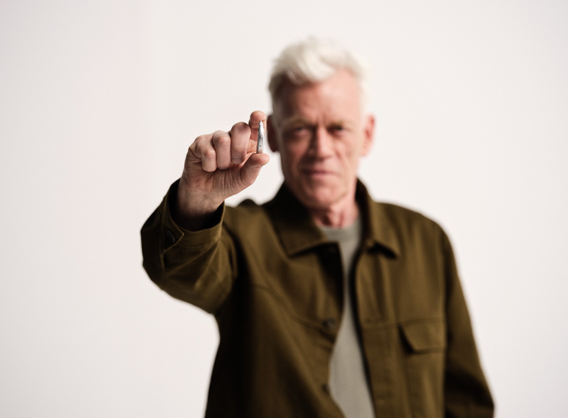 Motion SP X_between fingers.jpg