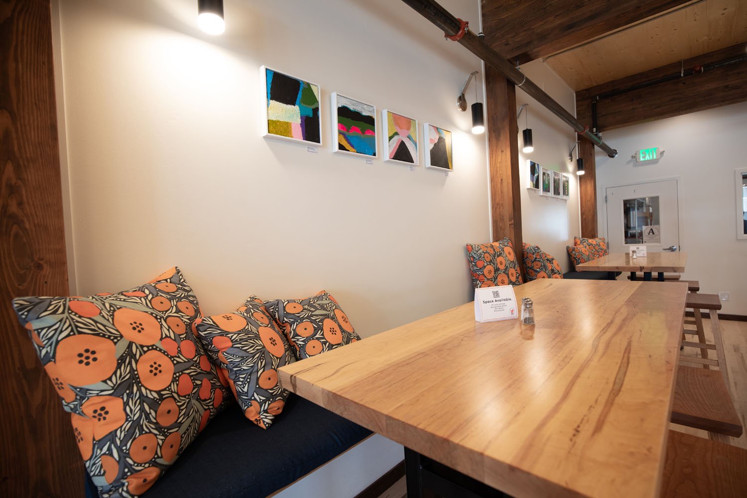 Dining-8.jpg