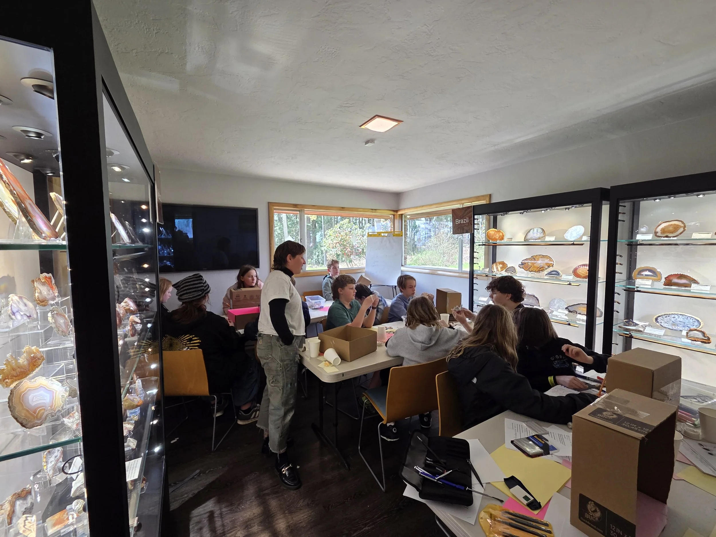 Cottonwood middle school students working on their mini-displays.