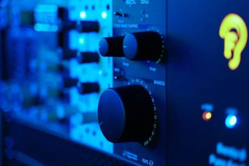 analog recording gear SPL BIG Neve 542 500 series professional studio