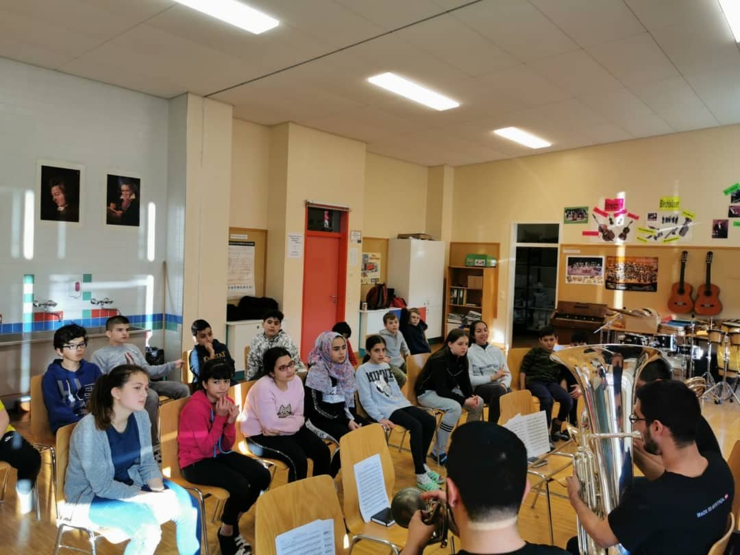 Bolívar Brass Trio playing for Vienna El Sistema students, Austria