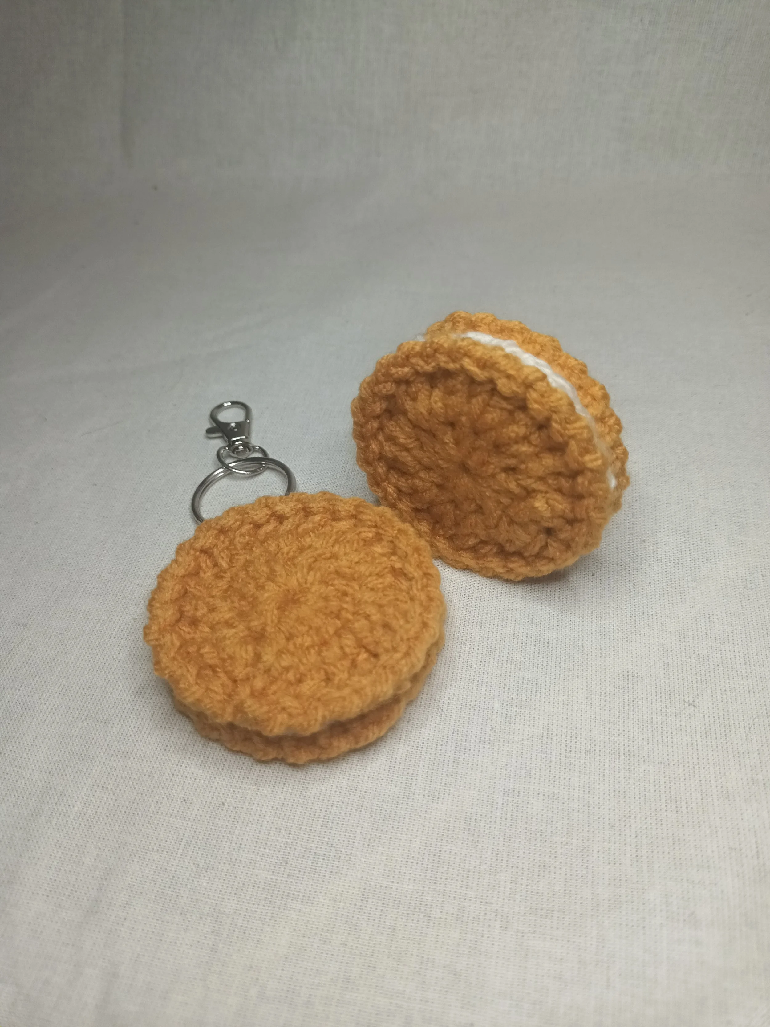 CARAMEL COOKIE KEYRING