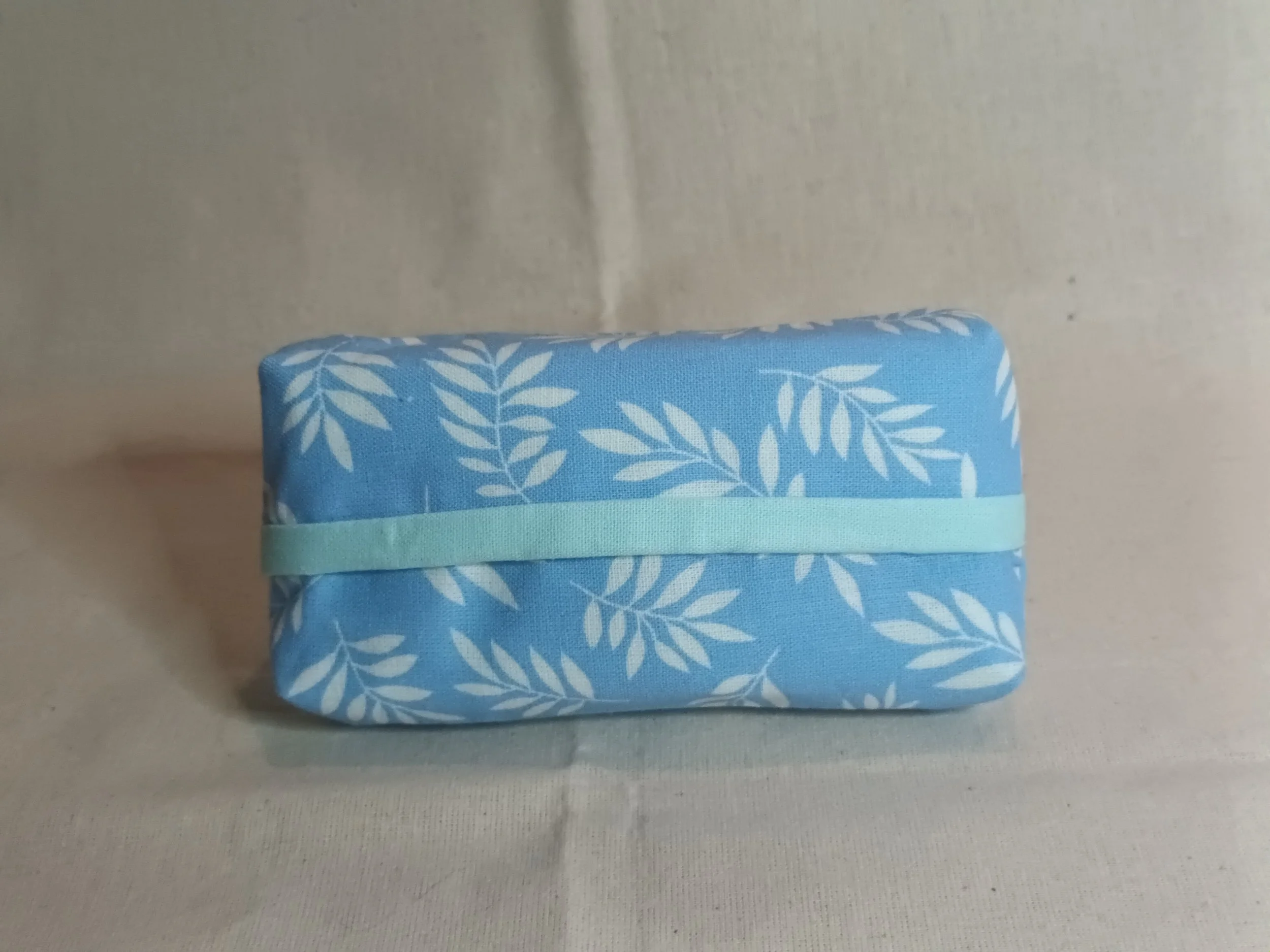 BLUE FERN TRAVEL TISSUE HOLDER