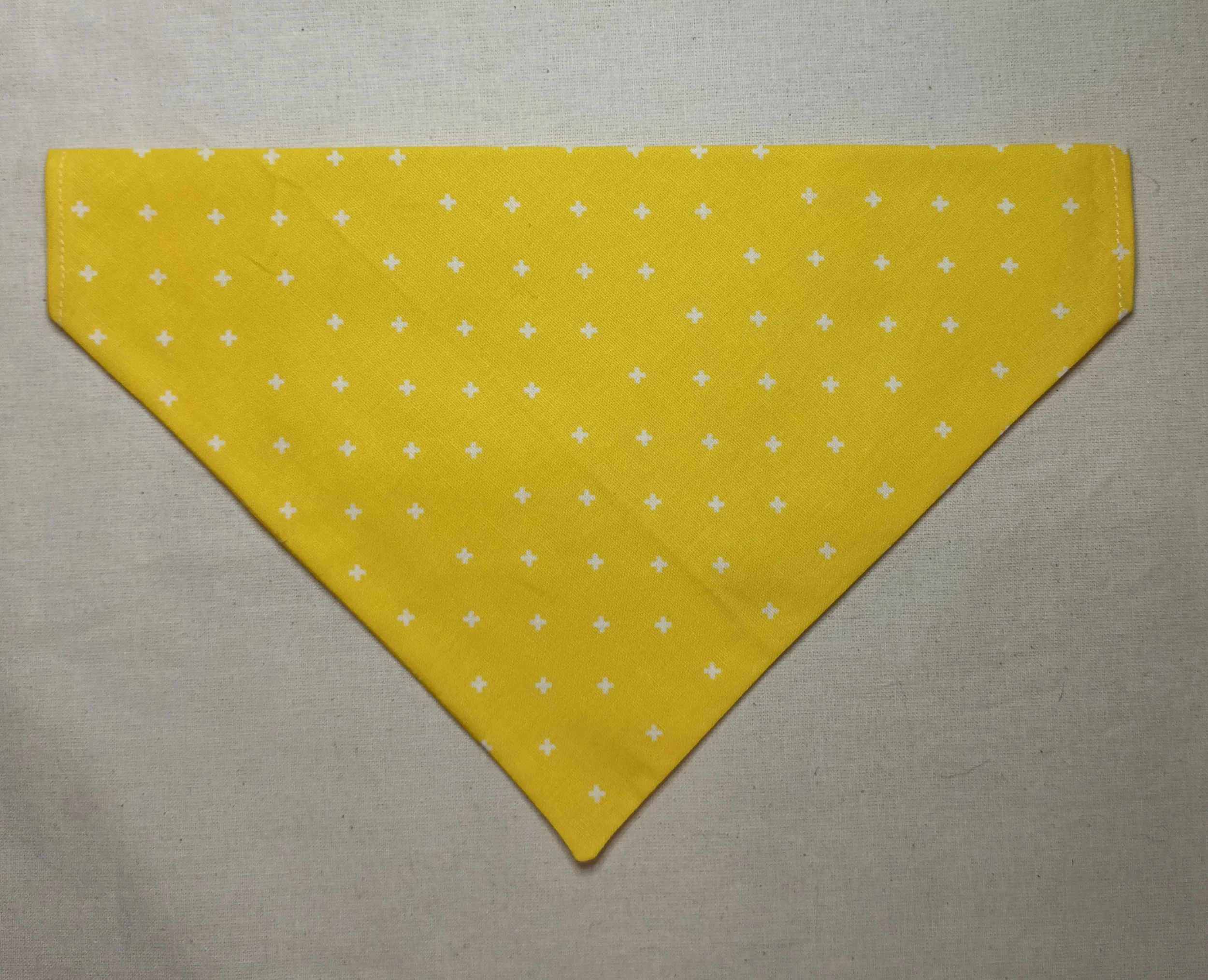 YELLOW + OVER COLLAR BANDANA - Medium