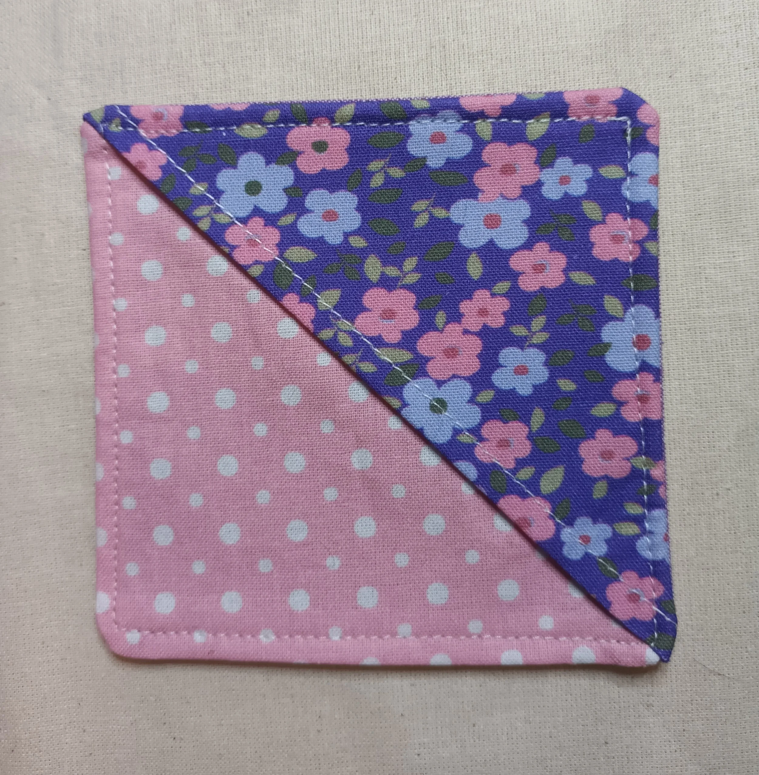 PURPLE DAISY FABRIC CORNER BOOKMARK