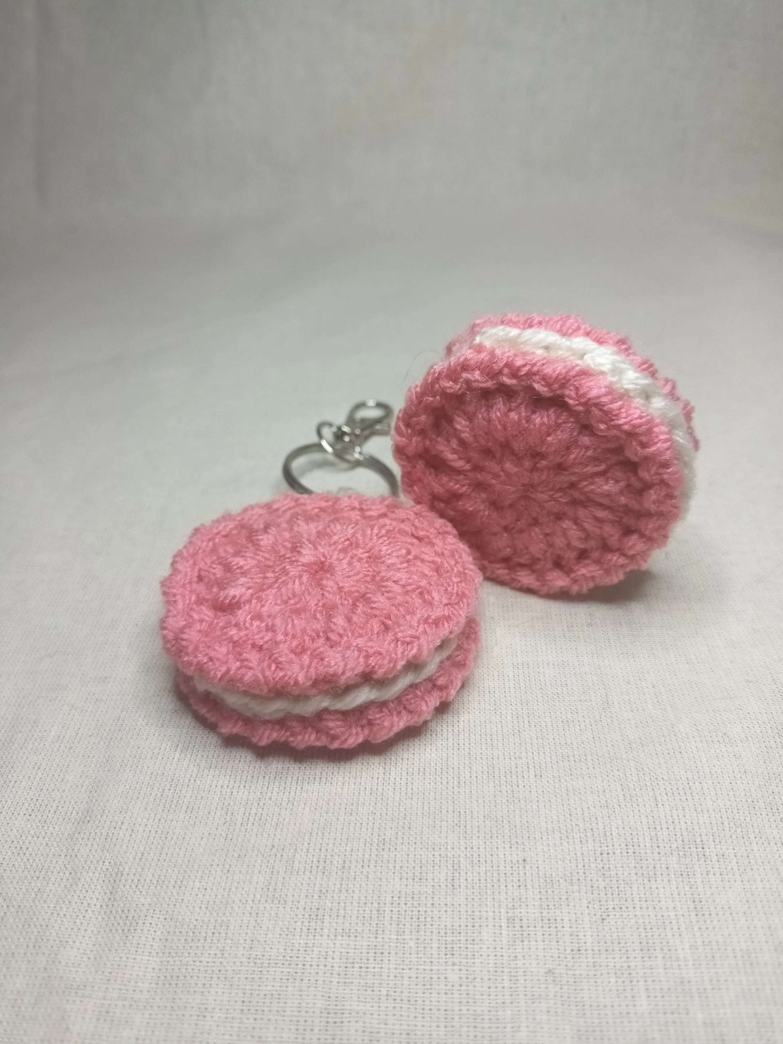 STRAWBERRIES & CREAM COOKIE KEYRING