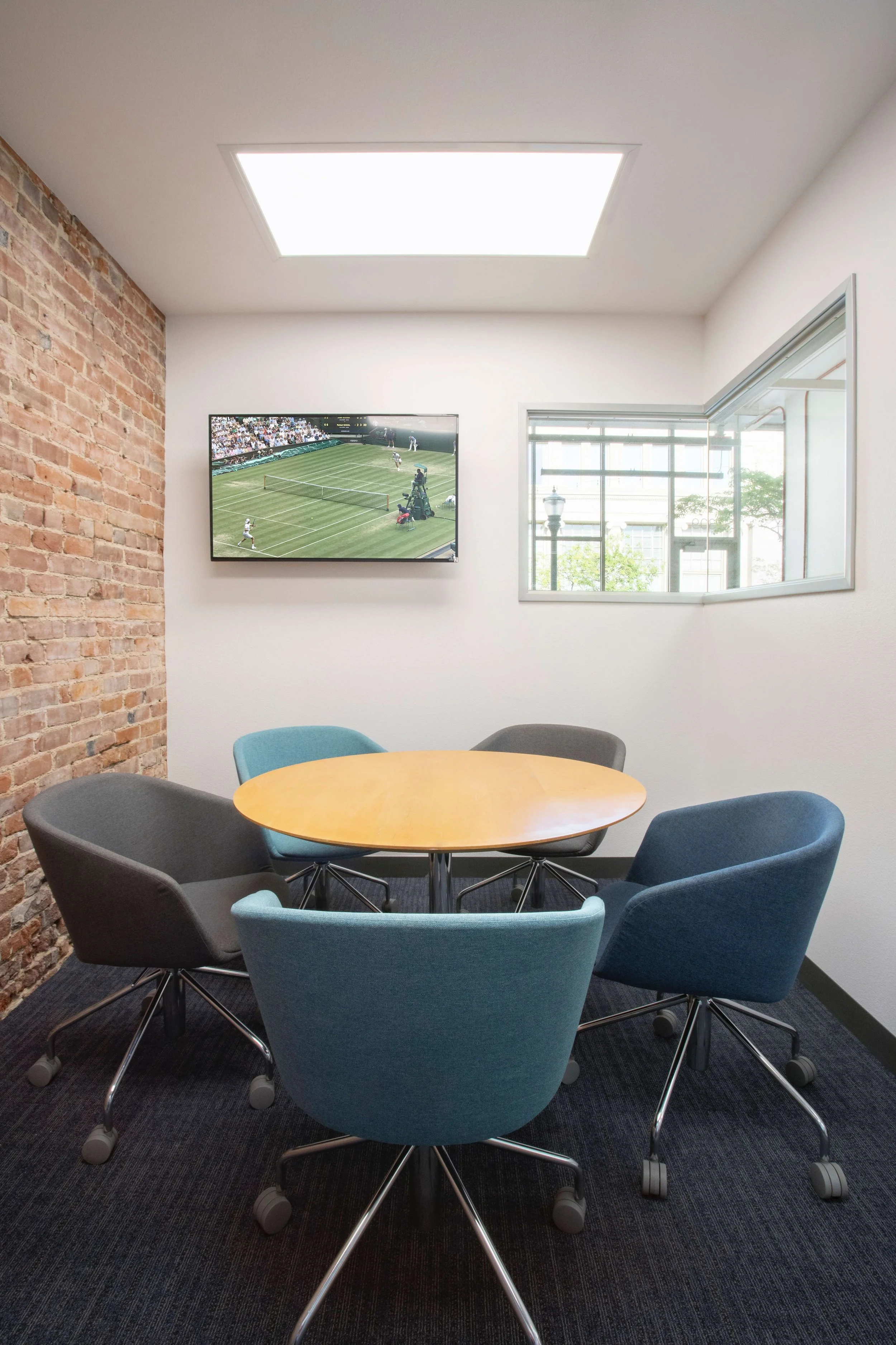 Long Beach Small Meeting Room