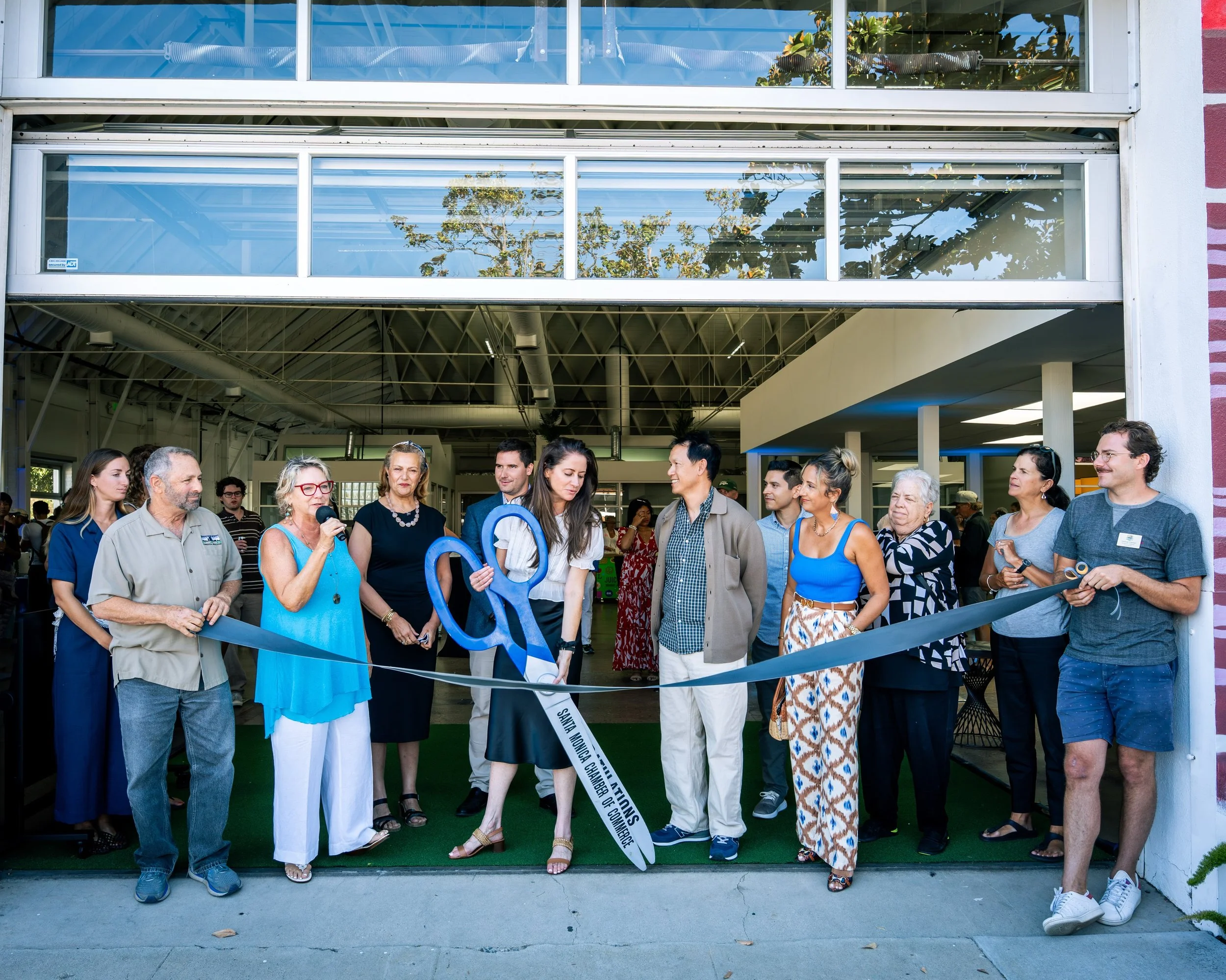 Still raving about last month&rsquo;s 1-year anniversary celebration at our Downtown Santa Monica location! 🌊 💻 

Thank you to all the amazing vendors who made this event possible, @smchamber for coordinating our ribbon cutting, @twoshotmediaprod f