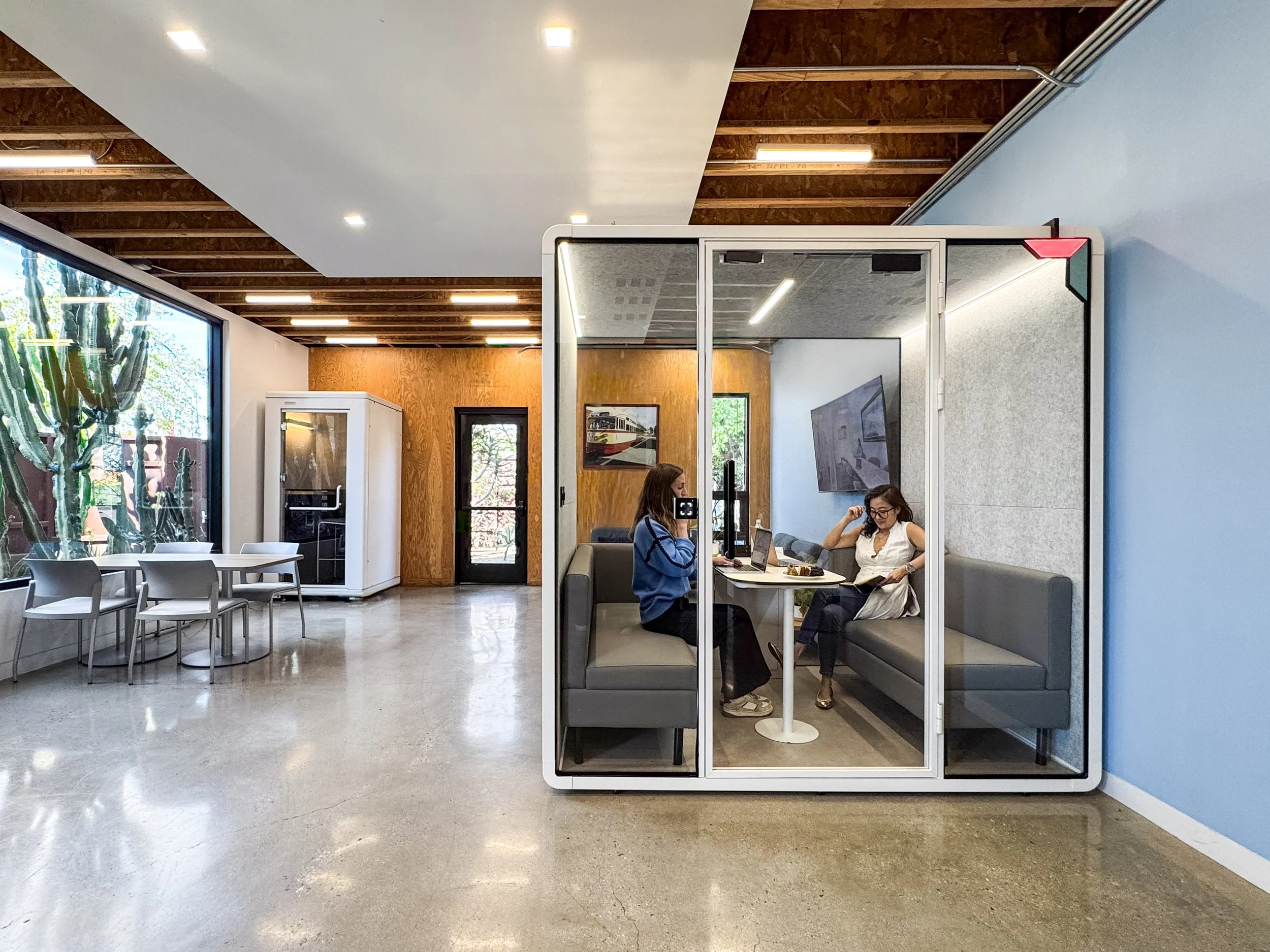 Venice Private Meeting Pods