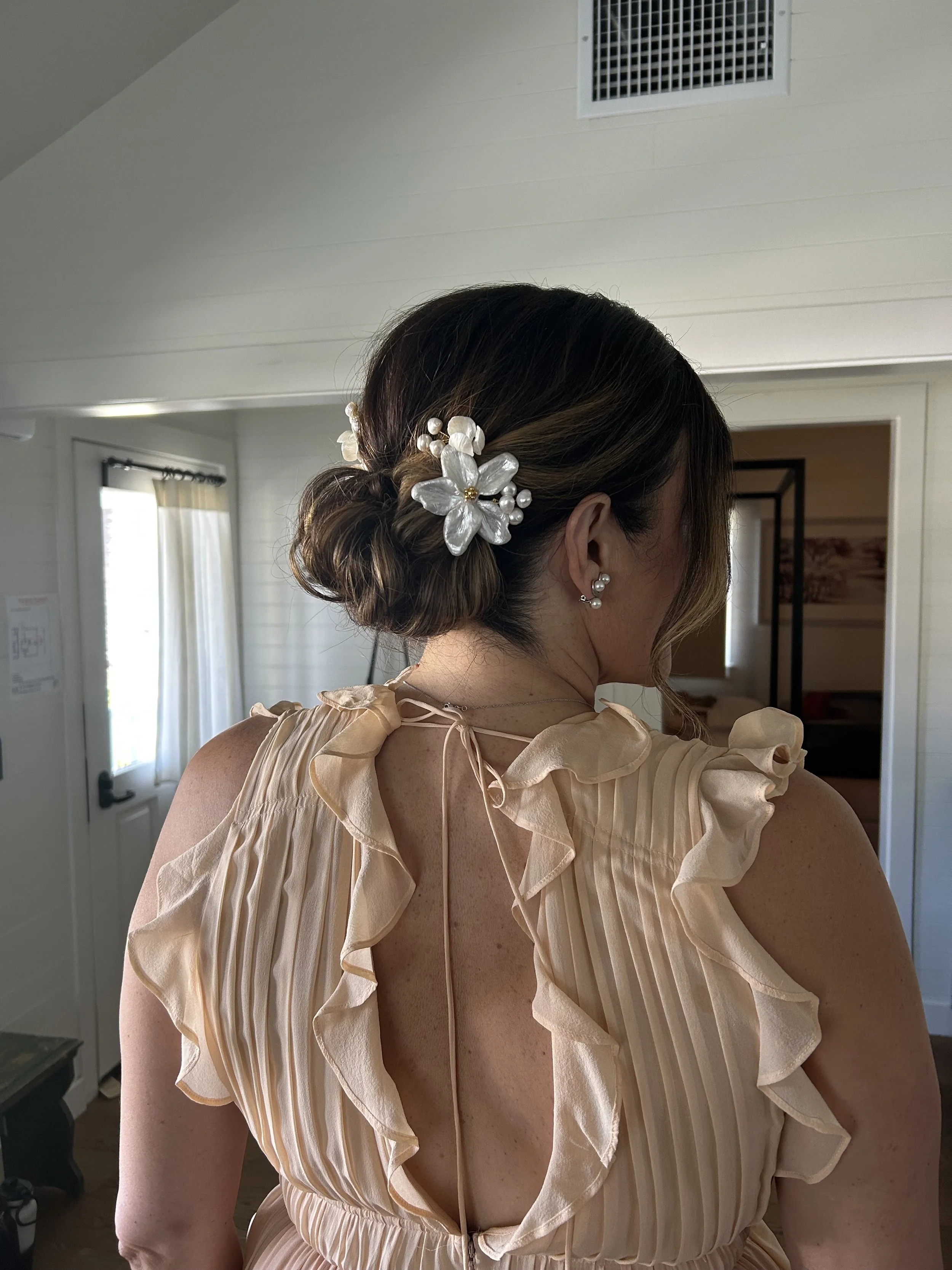 San Luis Obispo wedding hairstylist San Luis obispo wedding makeup artist 