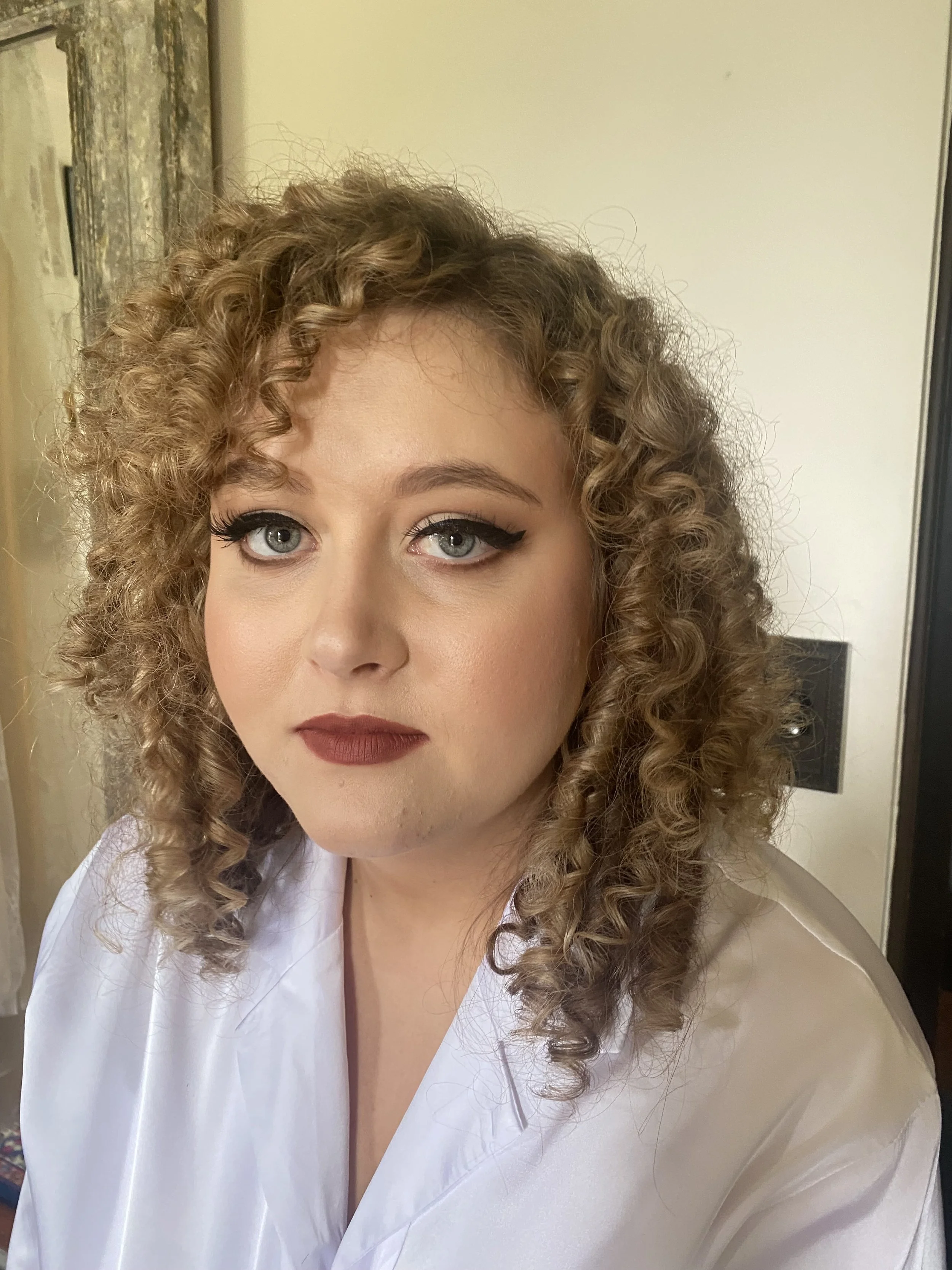 1880 Union Hotel bridal makeup artist 