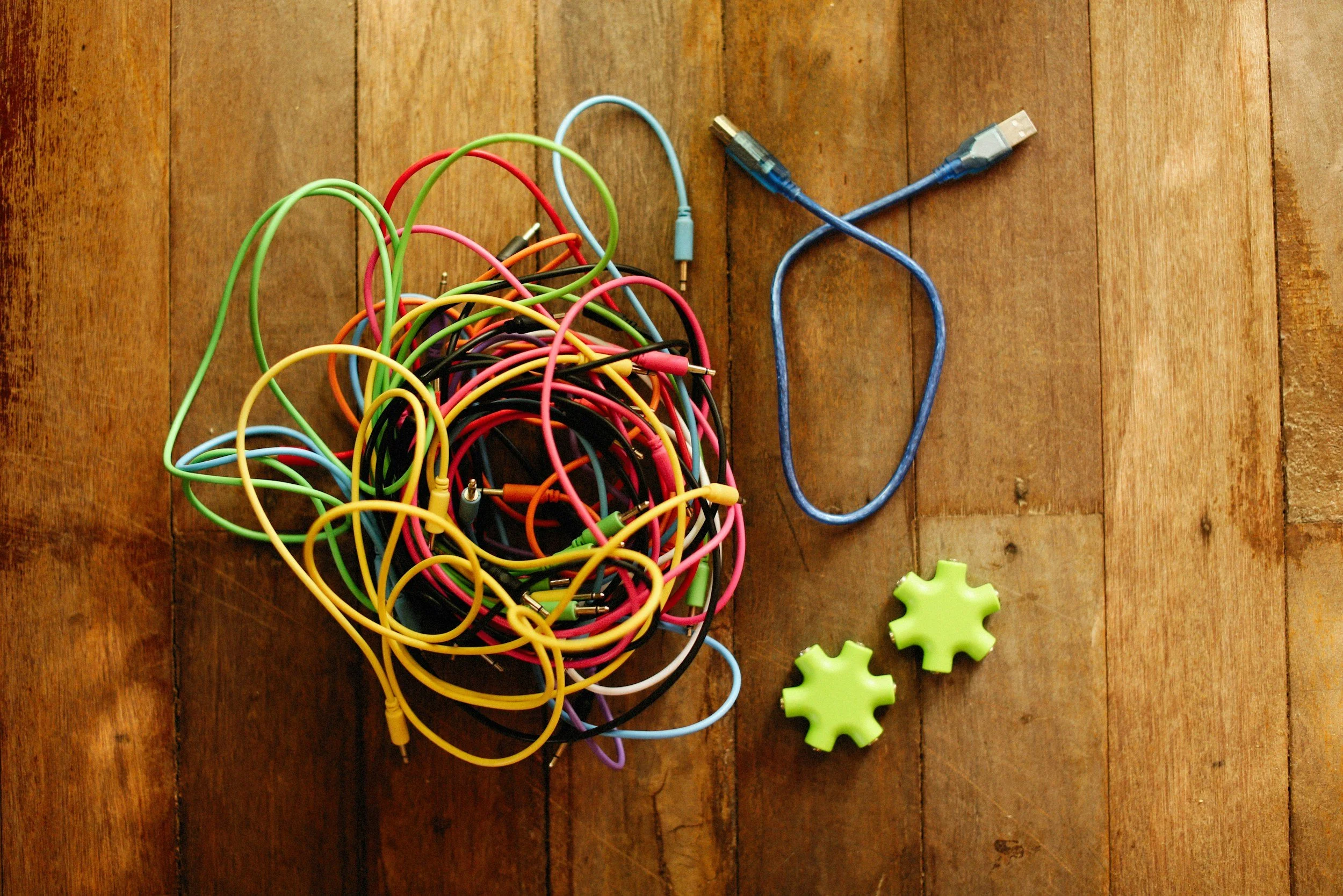 DIY mesh Wi-Fi vs. professional network installation: what's the difference?