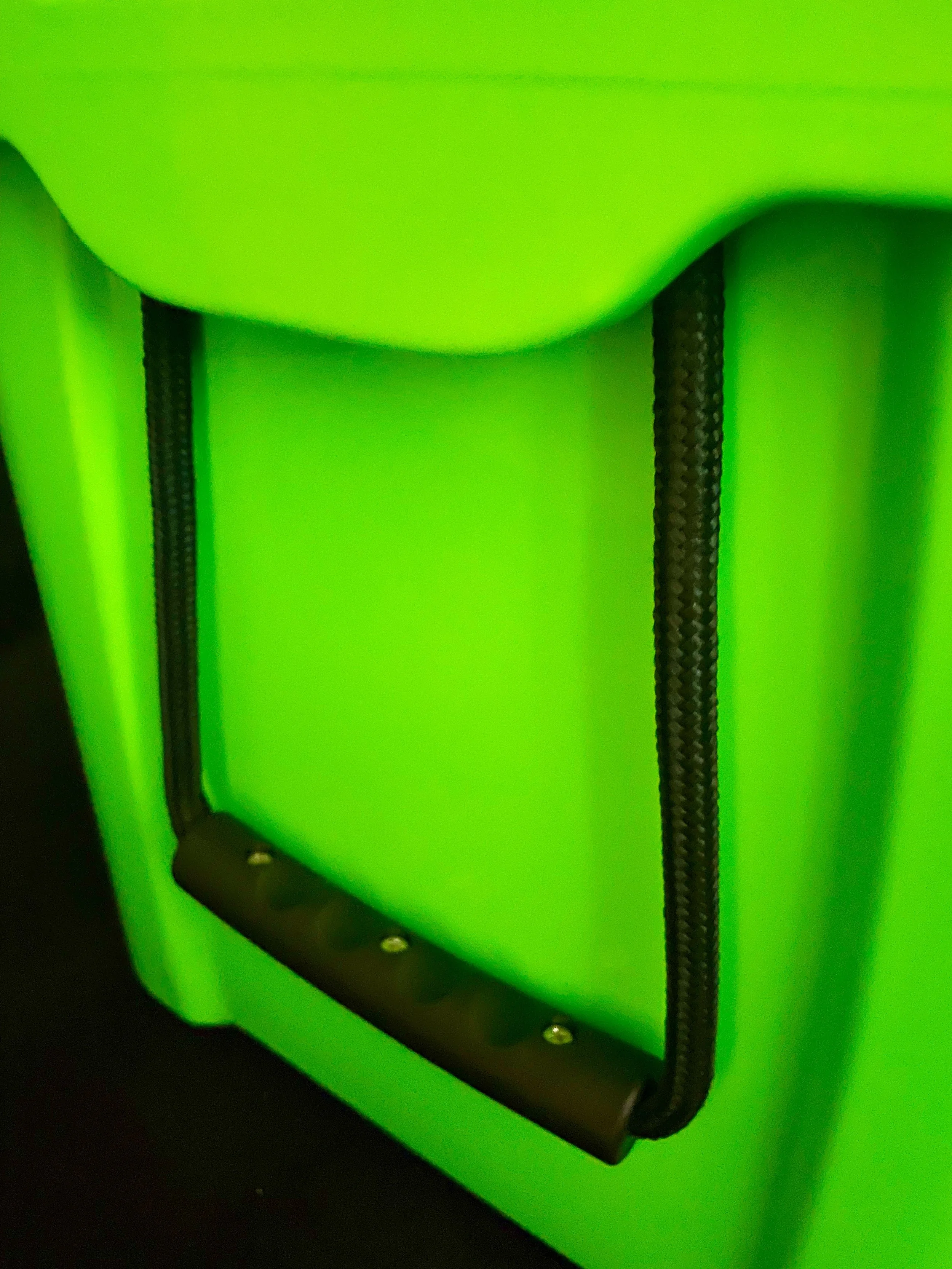 Hard Moulded Handles + Heavy Duty Rope With Plastic Handles