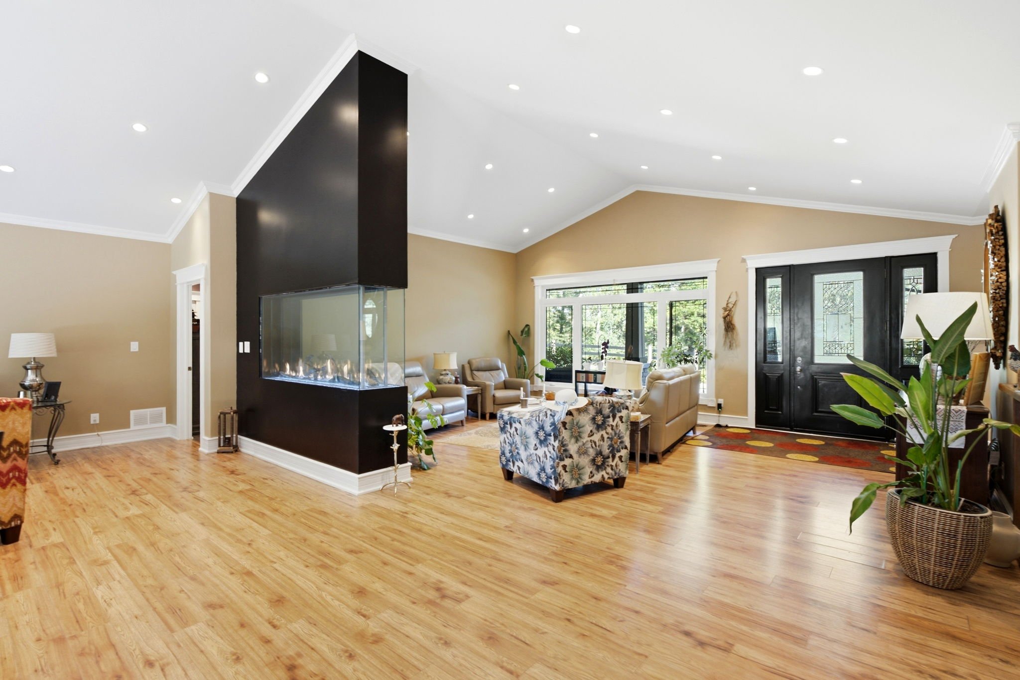 93-web-or-mls-DSC06648.jpg