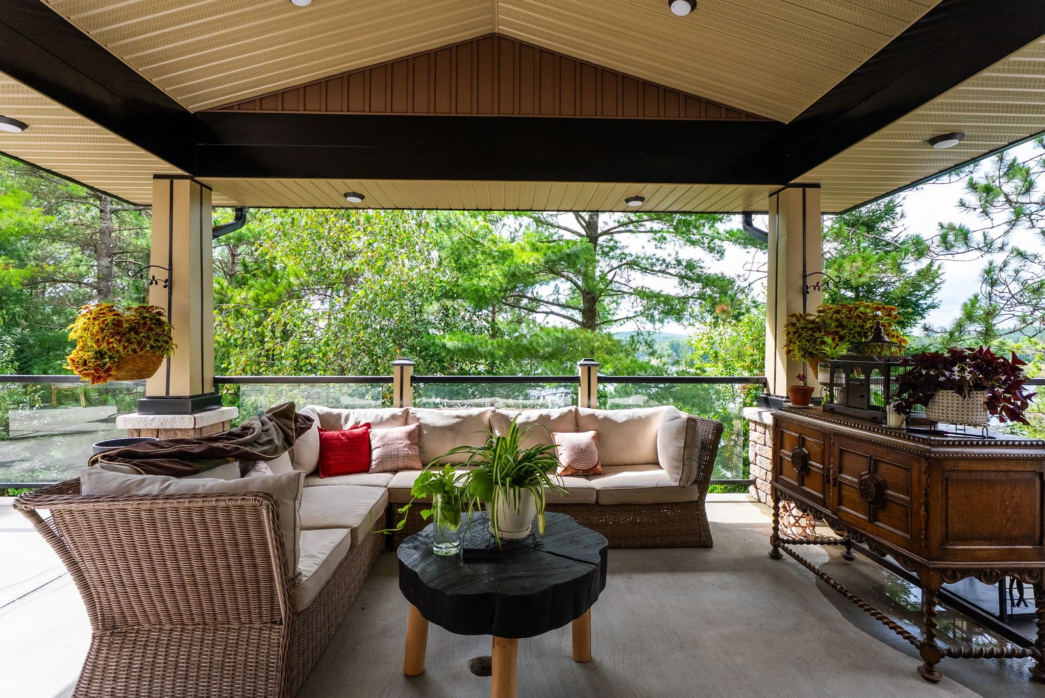 142-web-or-mls-DSC06464.jpg
