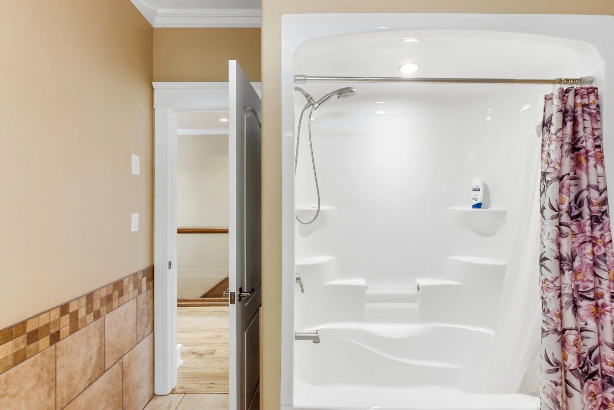101-web-or-mls-DSC06728.jpg